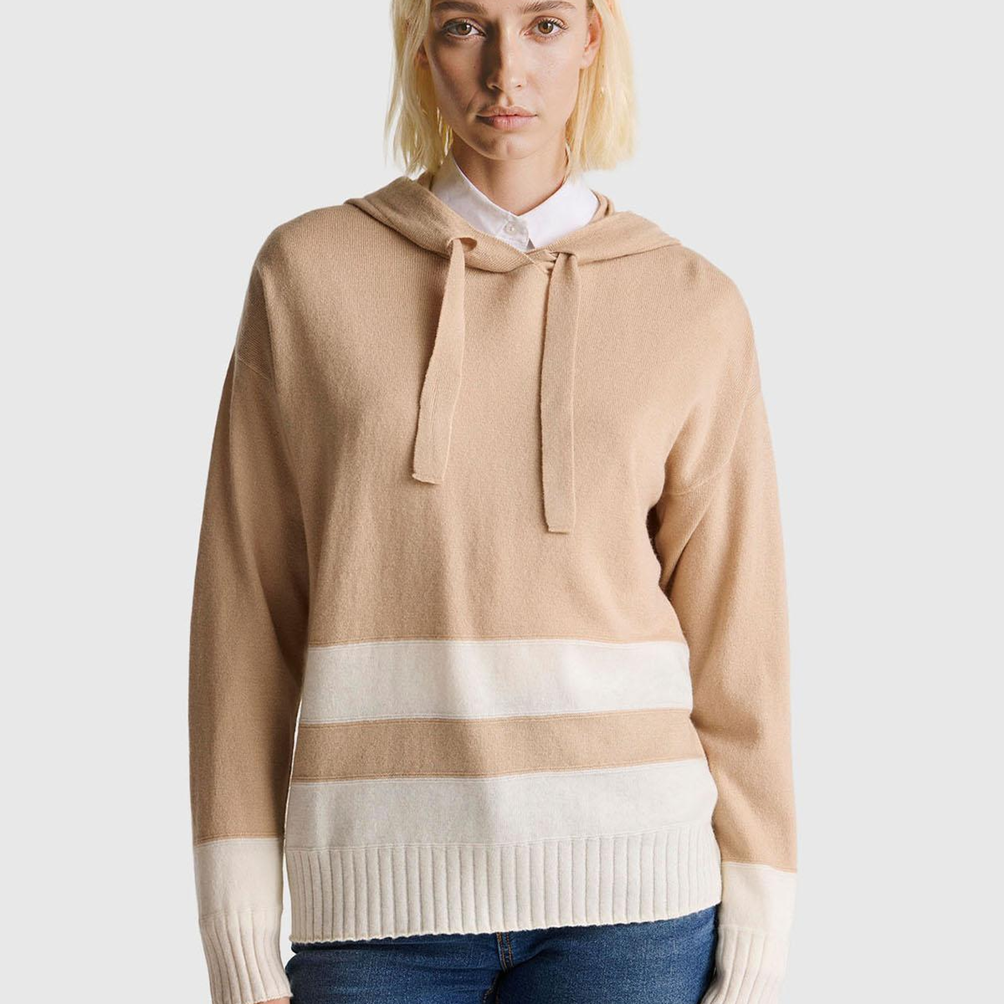 Kadın Bej Yün ve Kaşmir Karışımlı Kapüşonlu Kazak