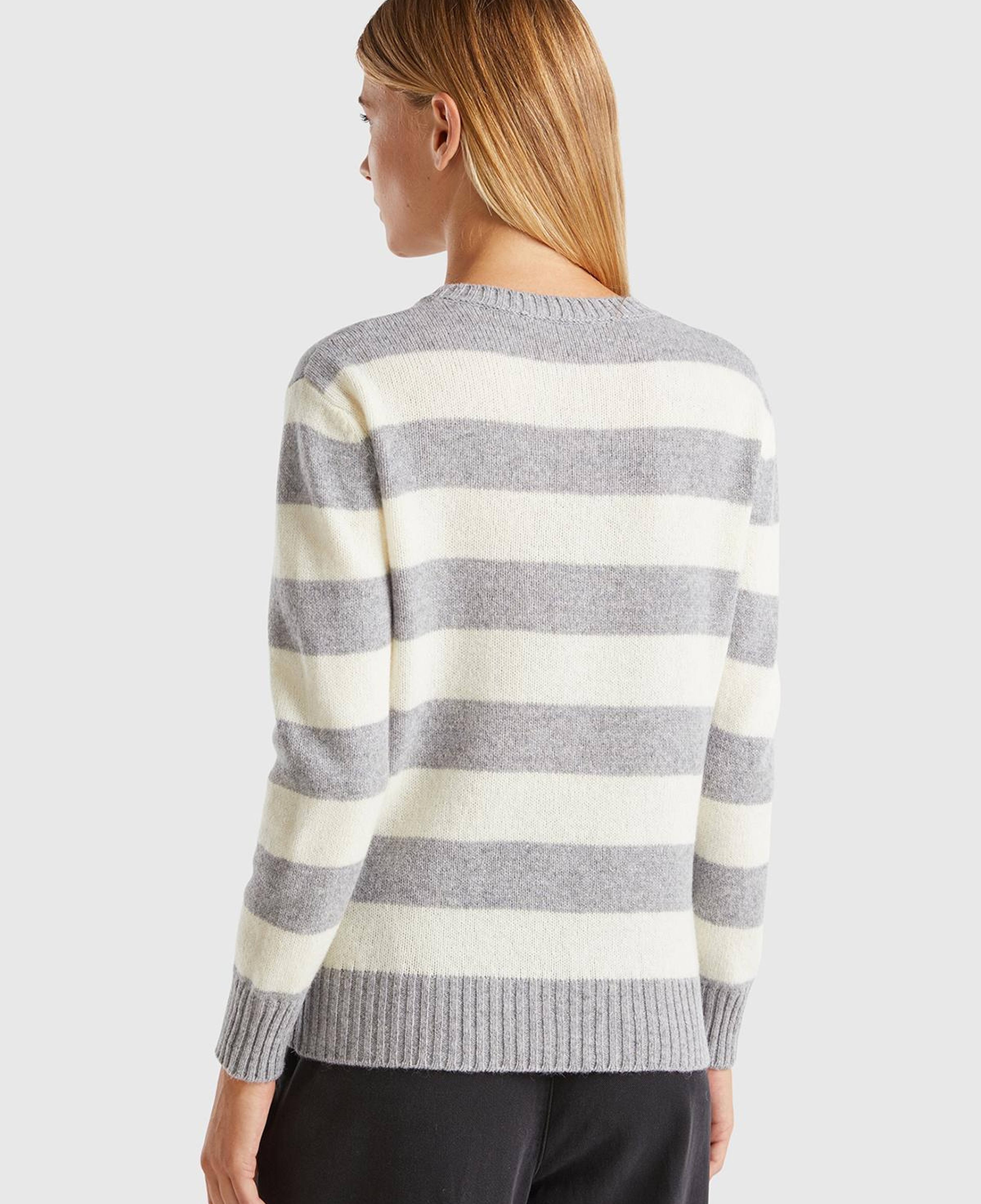 Kadın Gri Melanj %100 Yün Çizgili Shetland Kazak