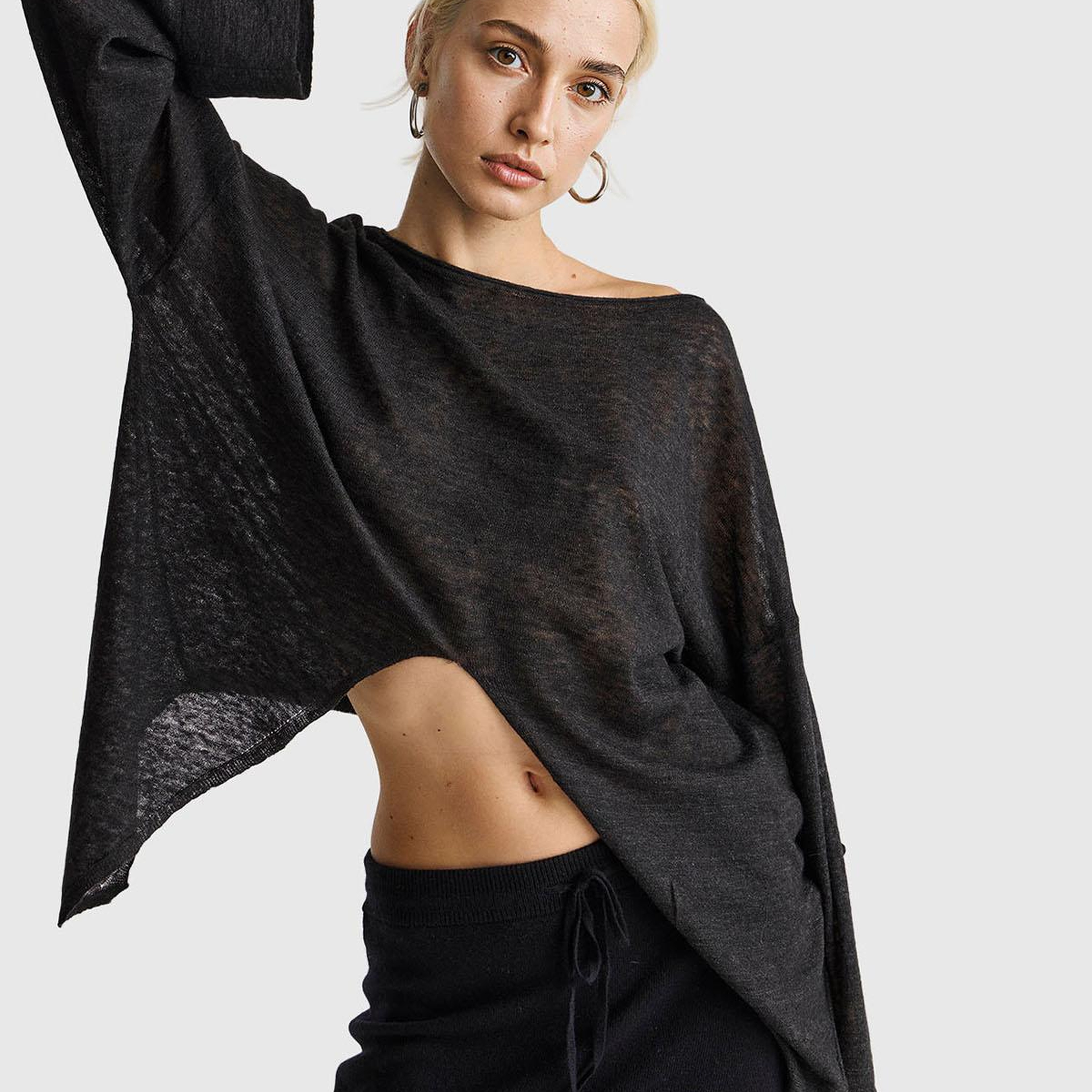 Kadın Siyah Alpaka ve Yün Karışımlı Düğme Detaylı Beli Bağlamalı Kazak