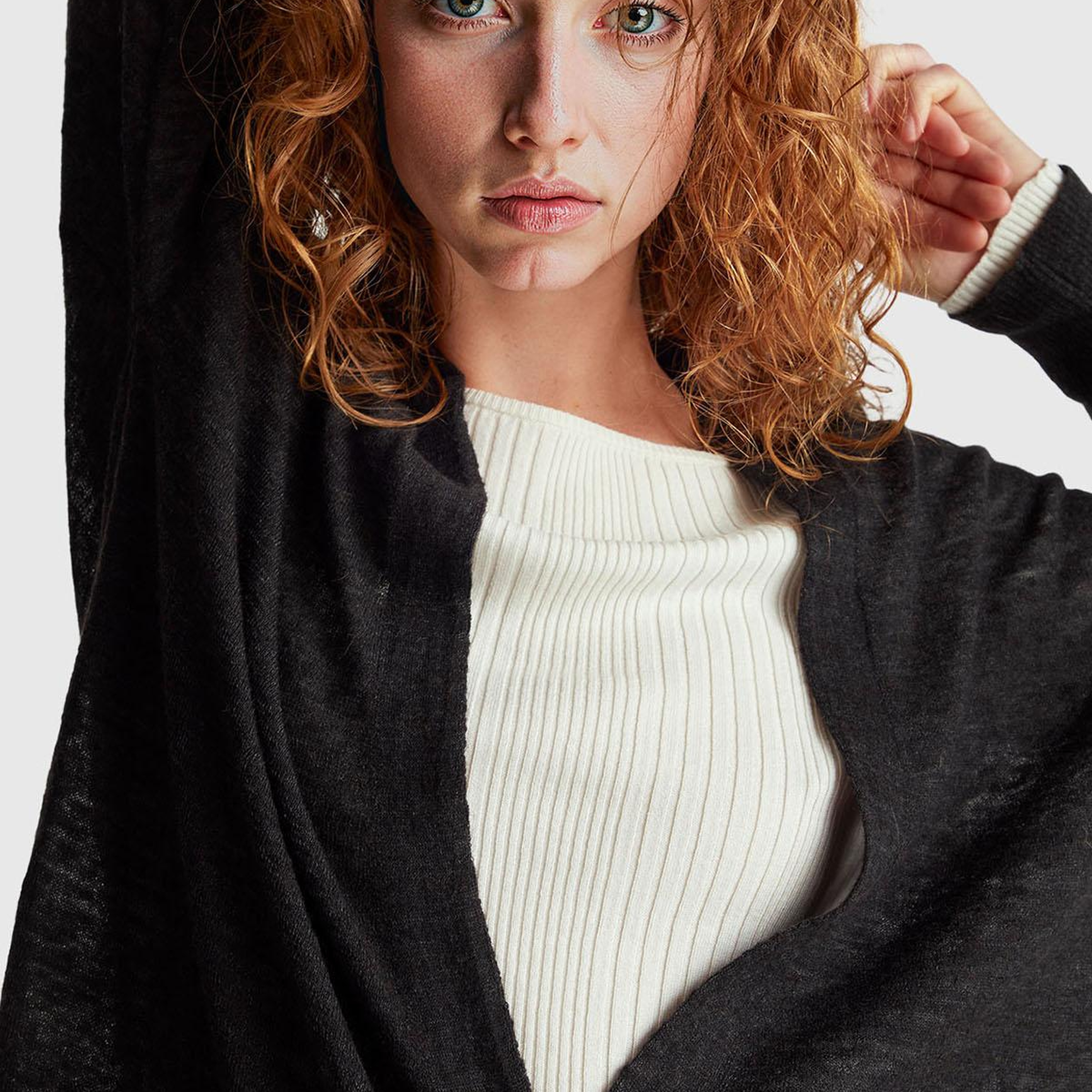 Kadın Siyah Alpaka ve Yün Karışımlı Ribana Detaylı Düğmeli Hırka