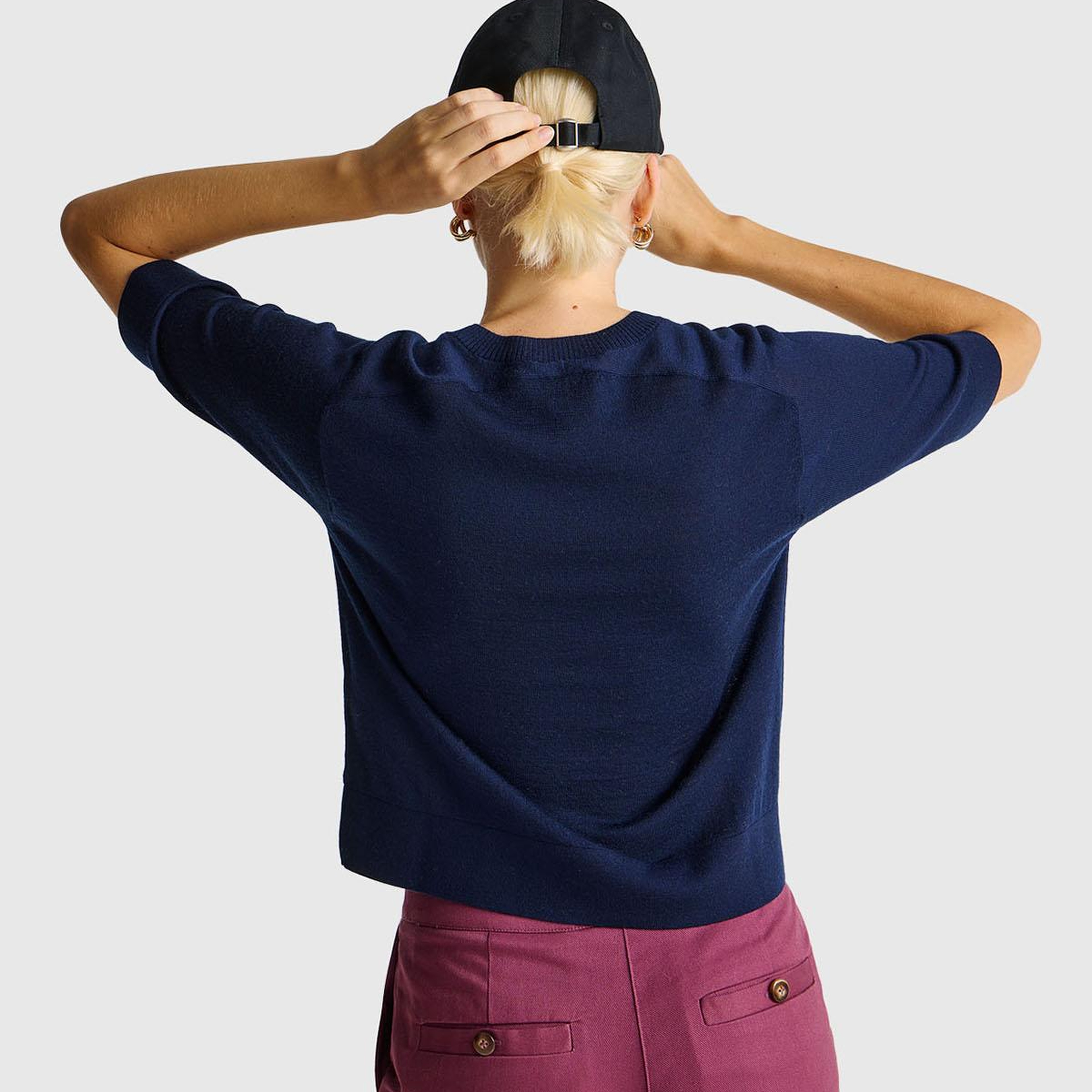 Kadın Lacivert %100 Yün Bisiklet Yaka Kısa Kollu Kazak