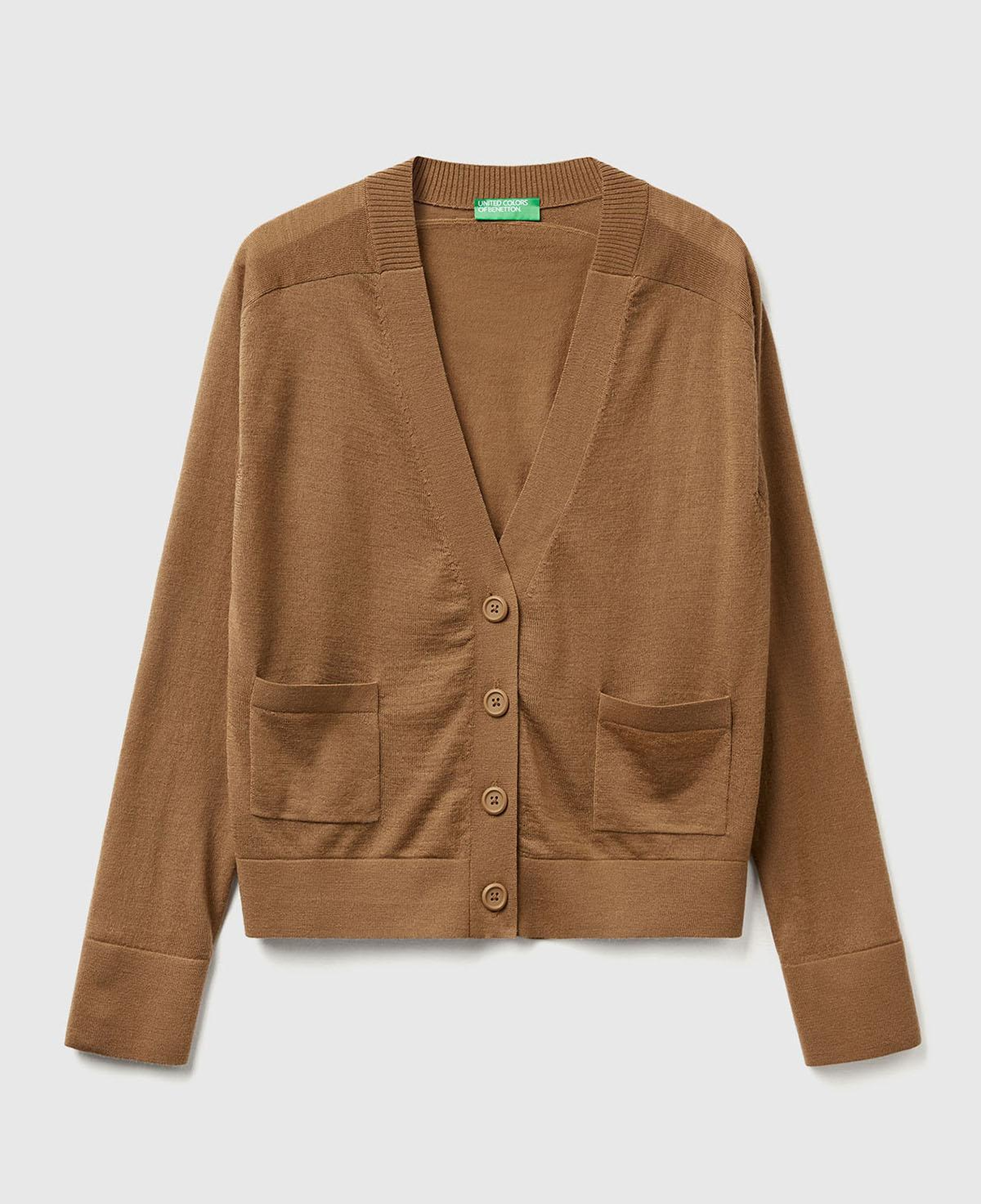 Kadın Taba  %100 Yün Önü Cep Detaylı Düğmeli V Yaka Hırka