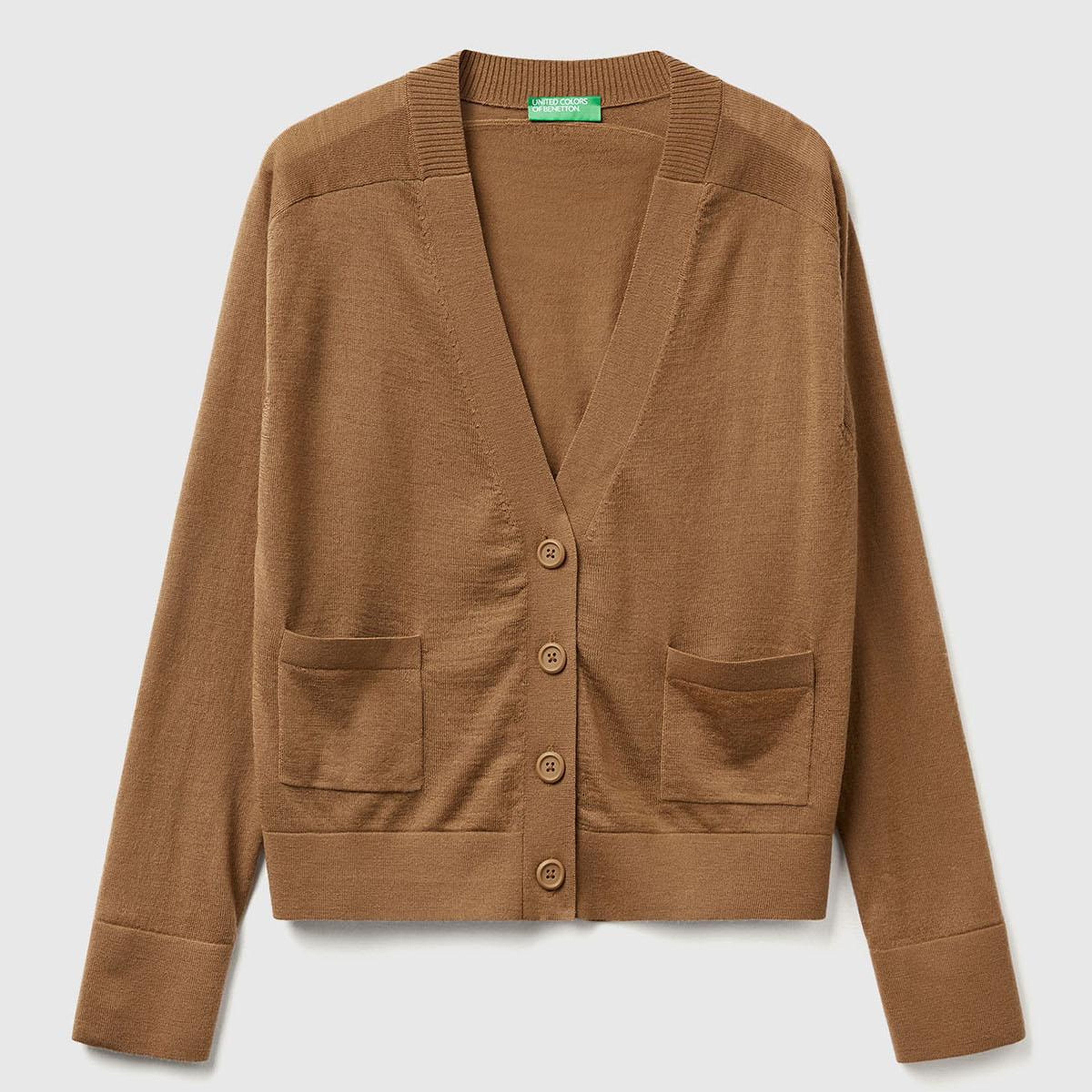 Kadın Taba  %100 Yün Önü Cep Detaylı Düğmeli V Yaka Hırka