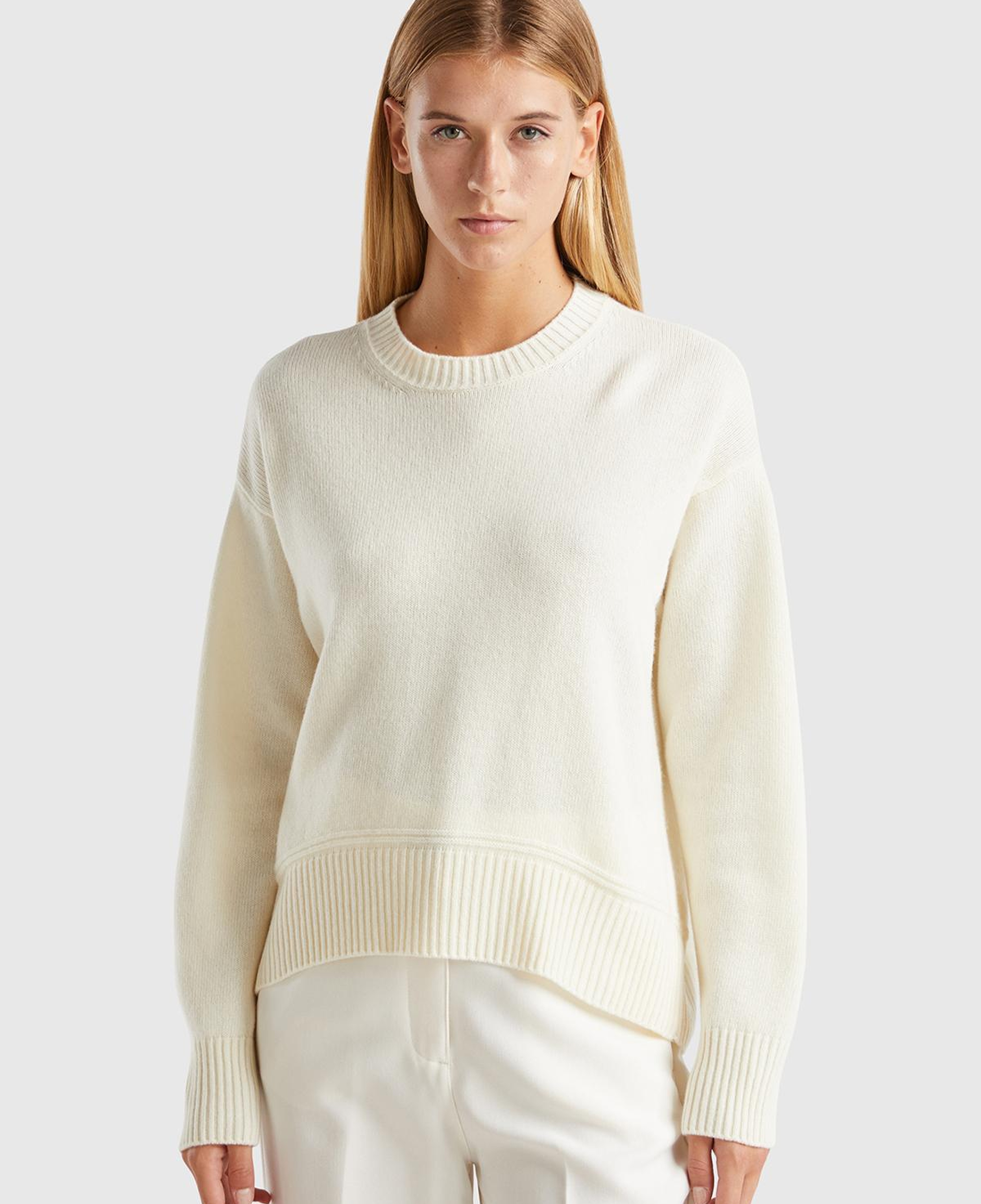 Kadın Krem Yün Karışımlı Alt Kısmı Geniş Bisiklet Yaka Kazak