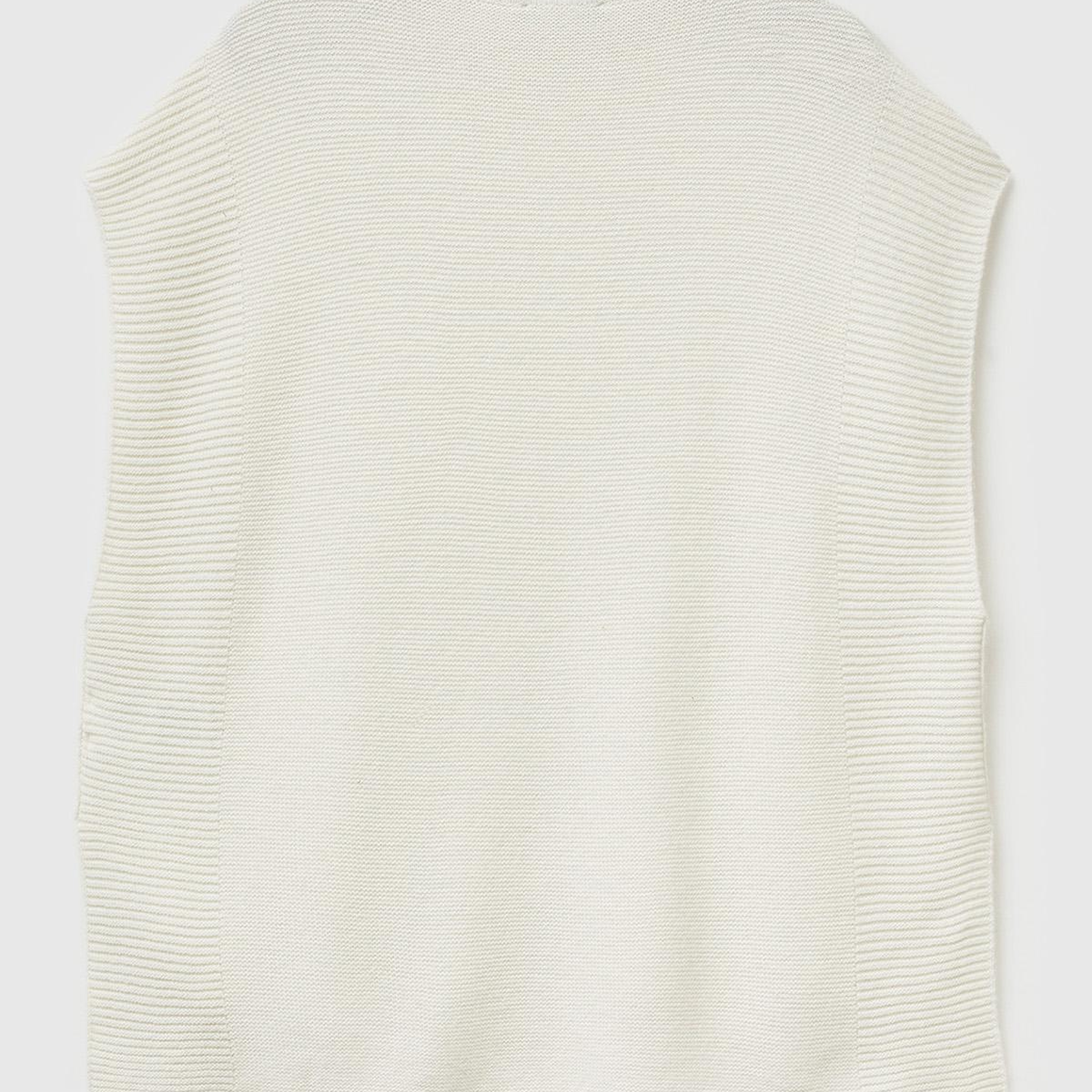 Kadın Krem Yün Karışımlı Ribana Detaylı Yırtmaçlı Kolsuz Kazak