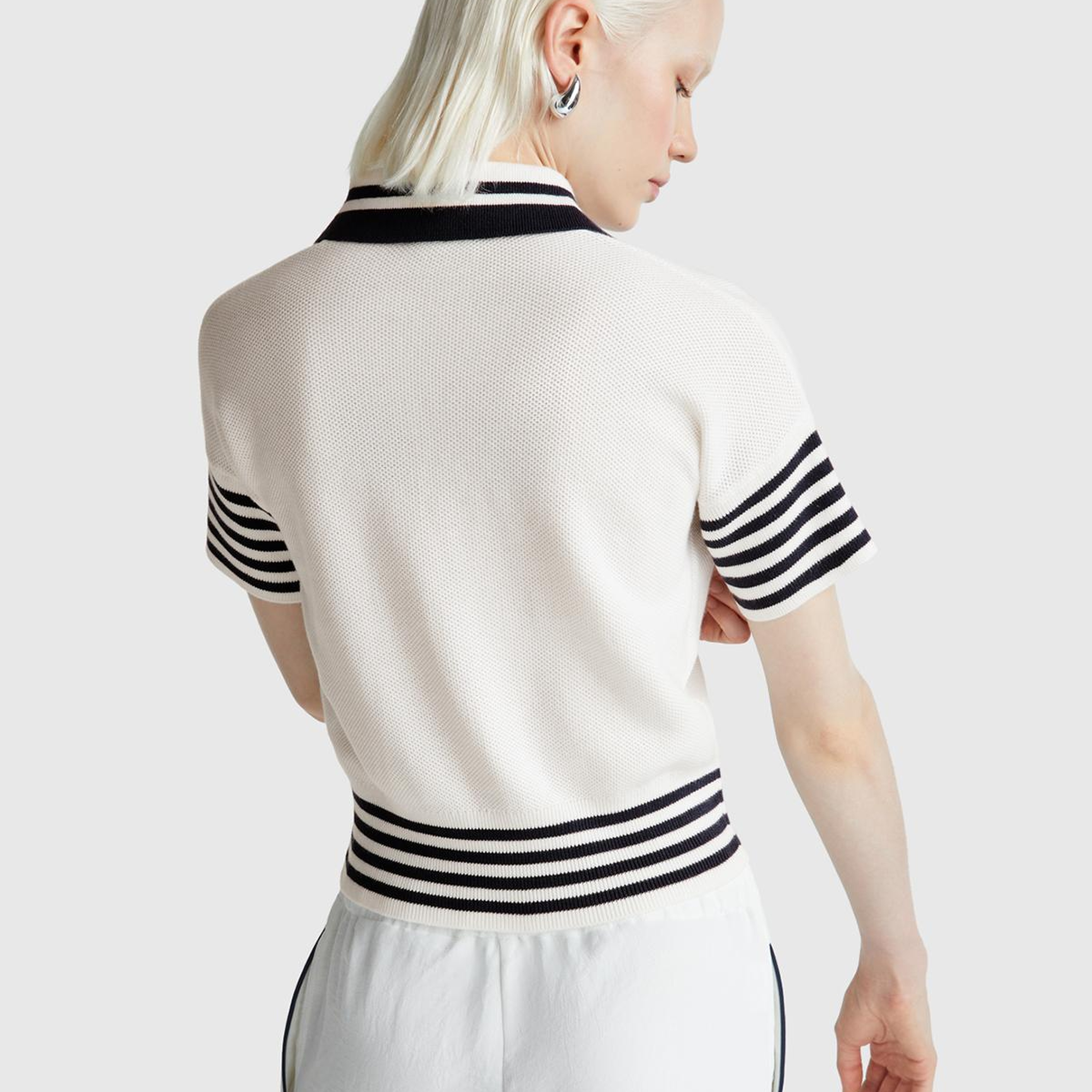 Kadın Krem %100 Pamuk Polo Yaka Kısa Kollu Kazak