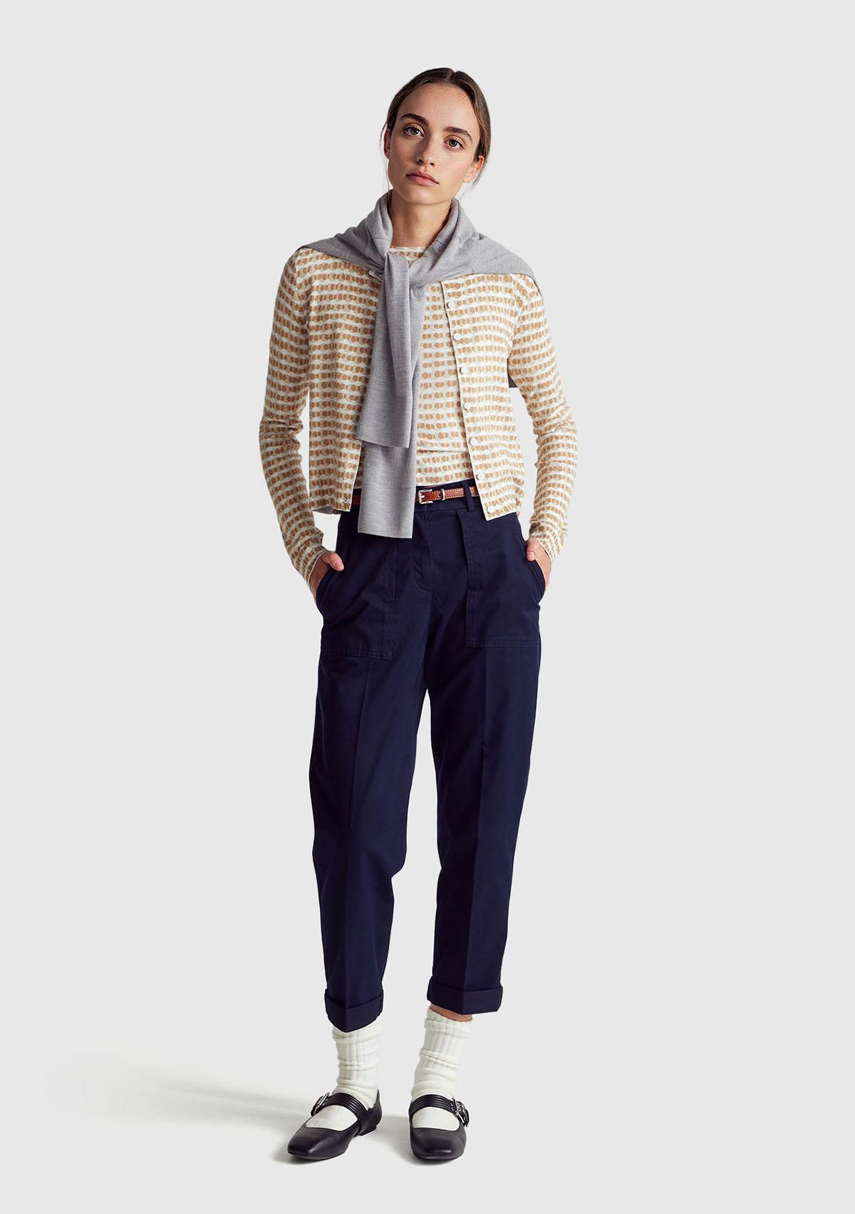 Kadın Krem Viskoz Karışımlı Tamamı Desenli Düğmeli Hırka