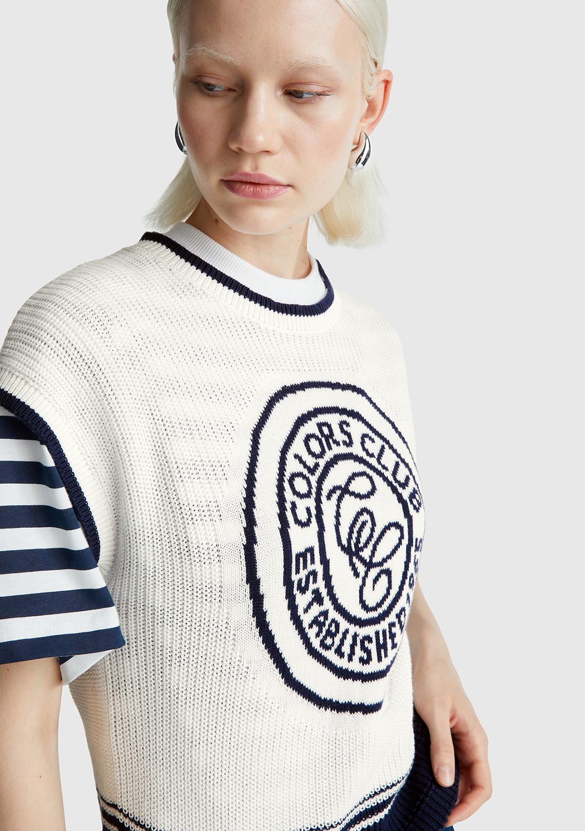 Kadın Krem %100 Pamuk Önü Detaylı Kısa Kollu Kazak