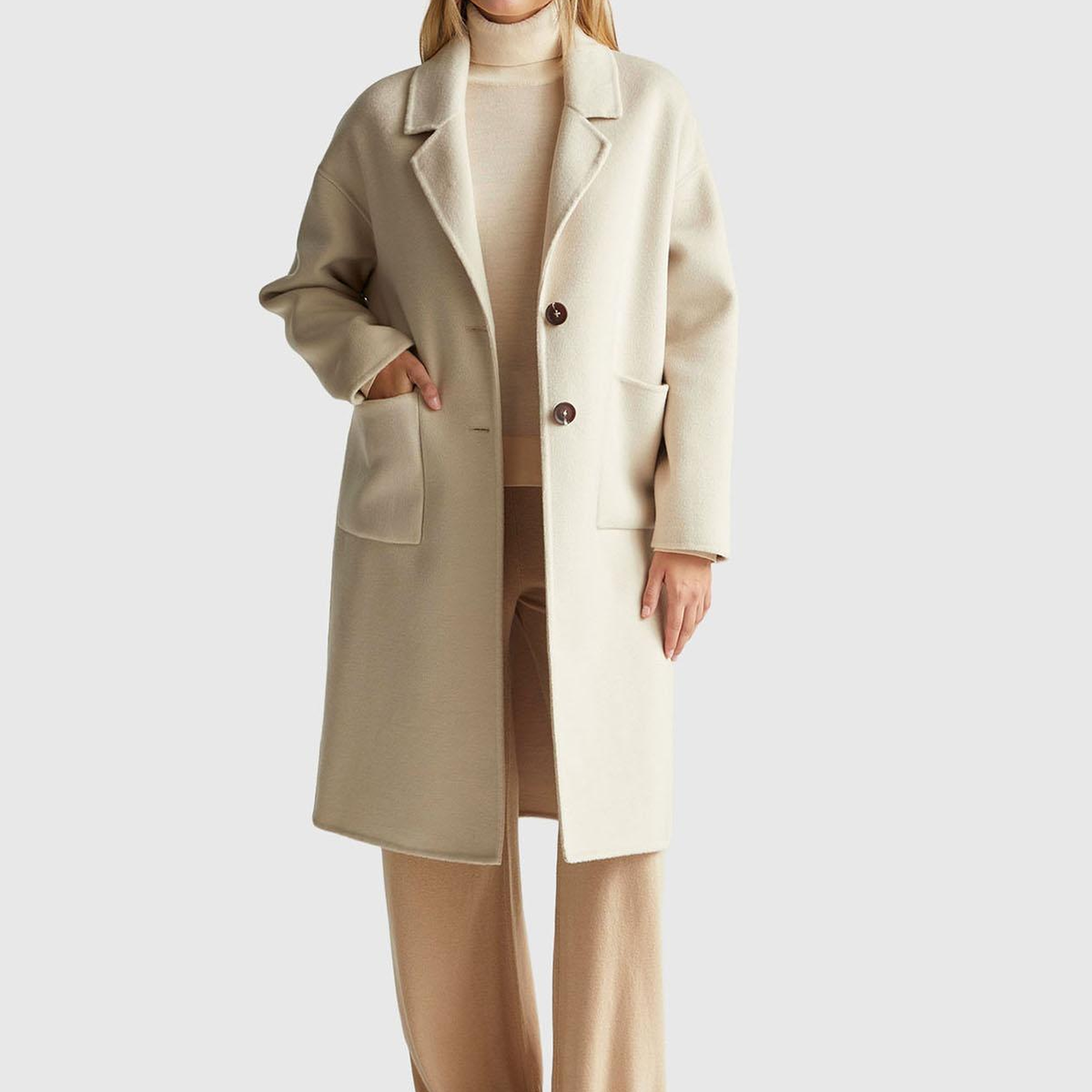 Kadın Krem Yün ve Viskoz Karışımlı Cep Detaylı Düğmeli Kruvaze Kaban