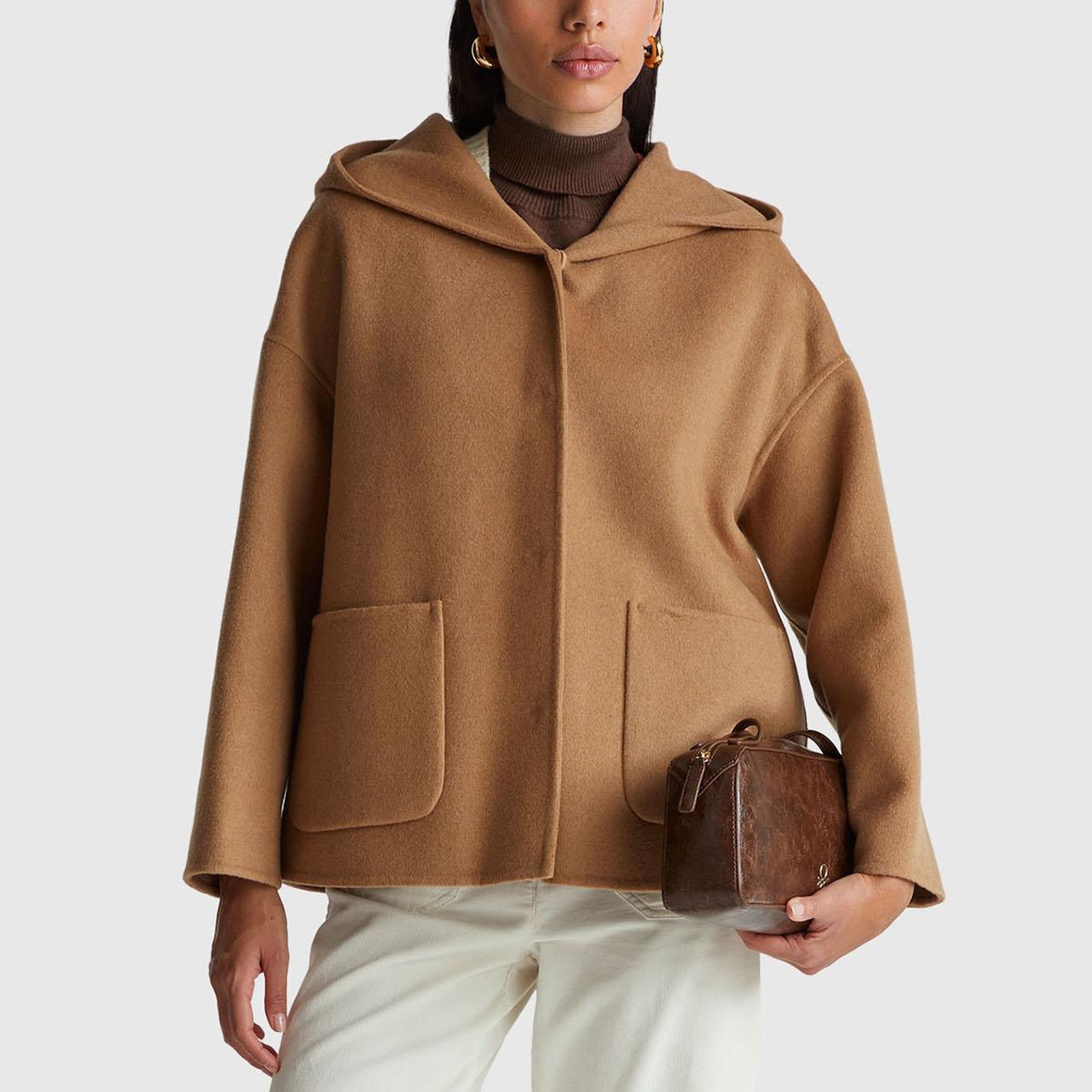 Kadın Açık Kahverengi Yün ve Viskoz Karışımlı Çift Taraflı Cepli Kapüşonlu Palto