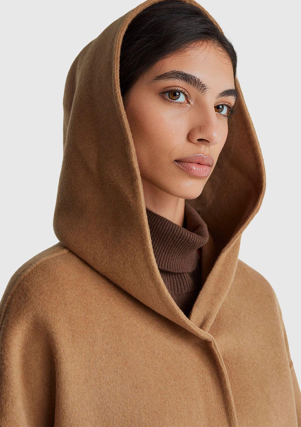 Kadın Açık Kahverengi Yün ve Viskoz Karışımlı Çift Taraflı Cepli Kapüşonlu Palto