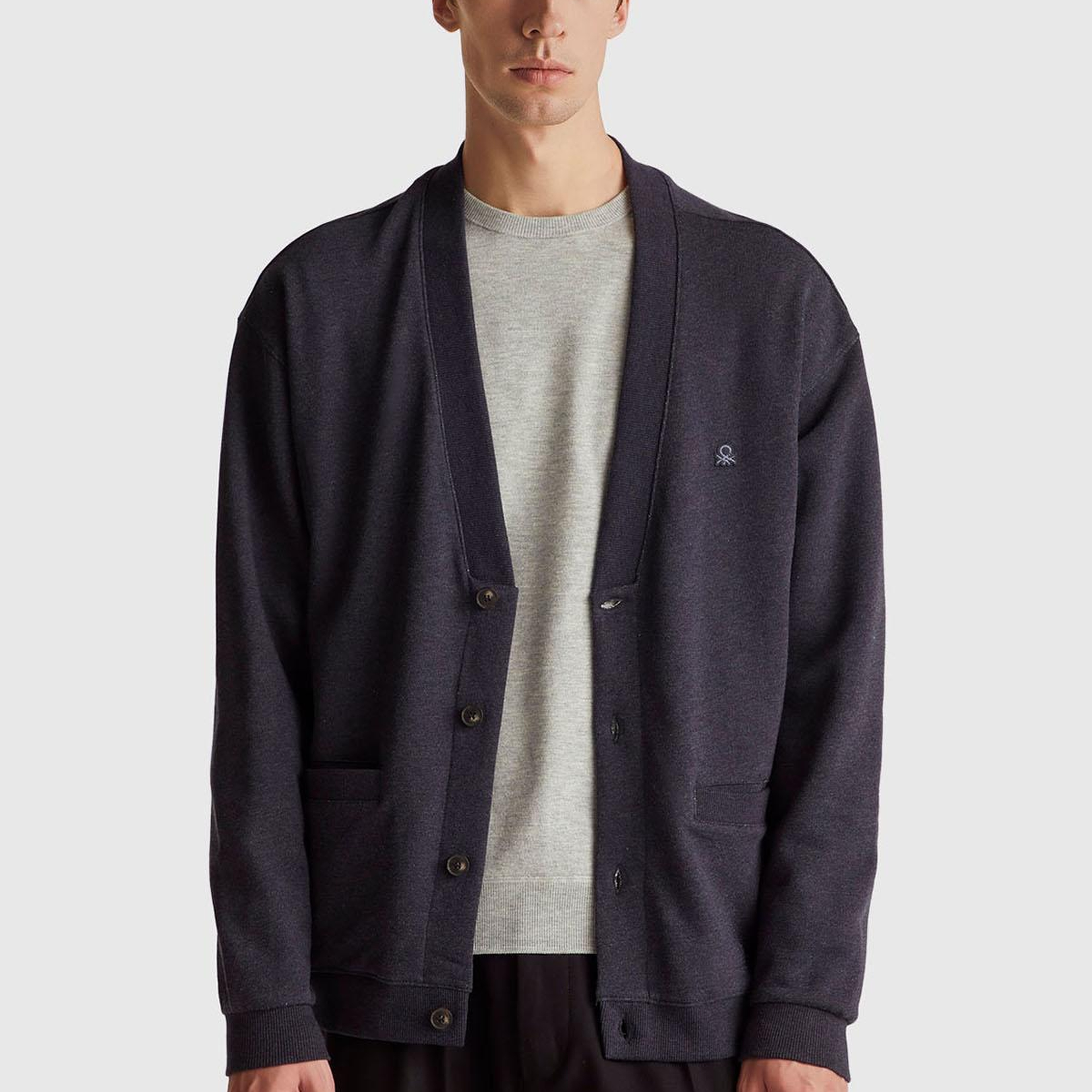 Erkek Lacivert %100 Pamuk Logo İşlemeli Cep Detaylı Düğmeli Hırka