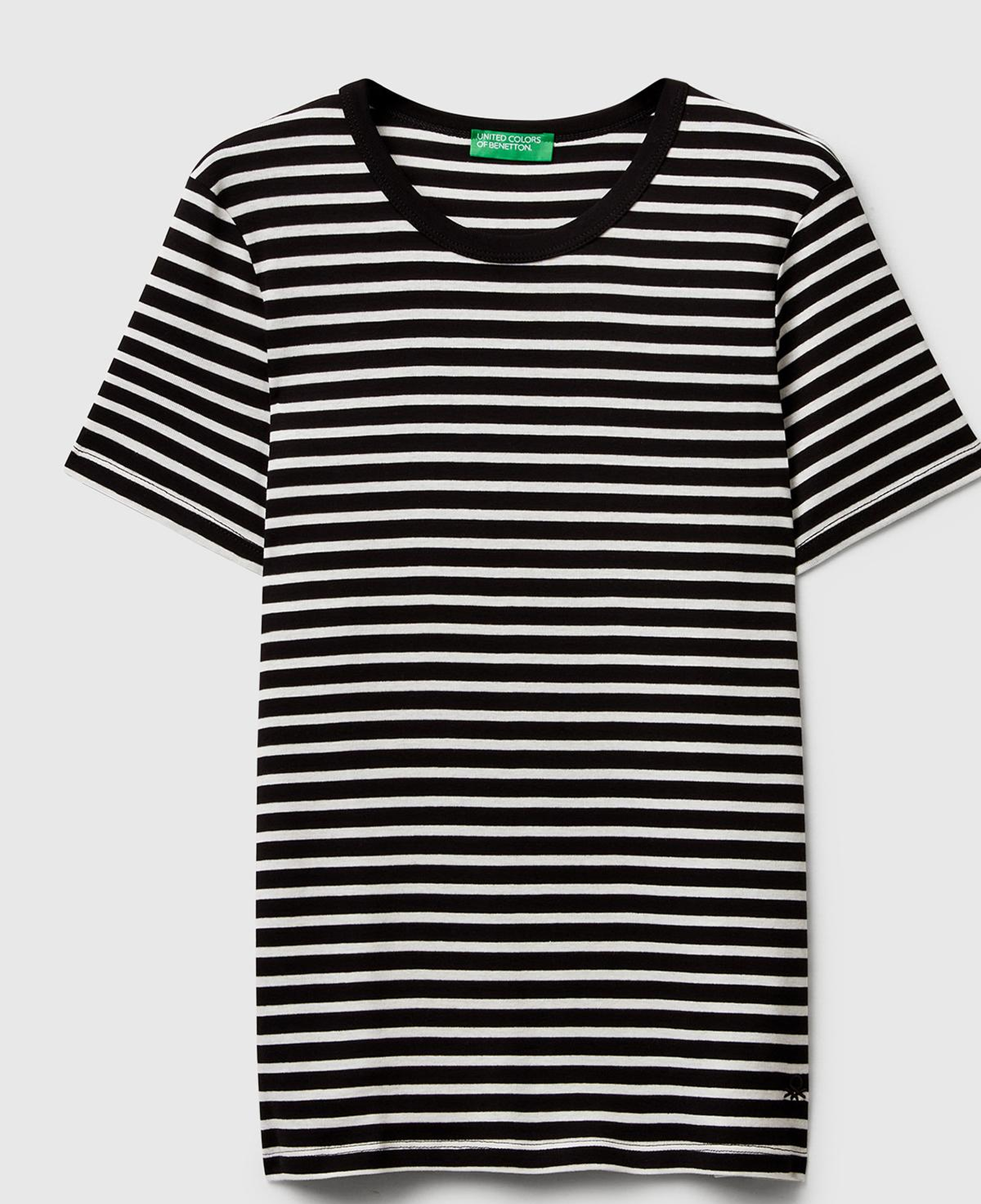 Kadın Siyah %100 Pamuk Sol Altı Logolu Çizgili Bisiklet Yaka T-Shirt