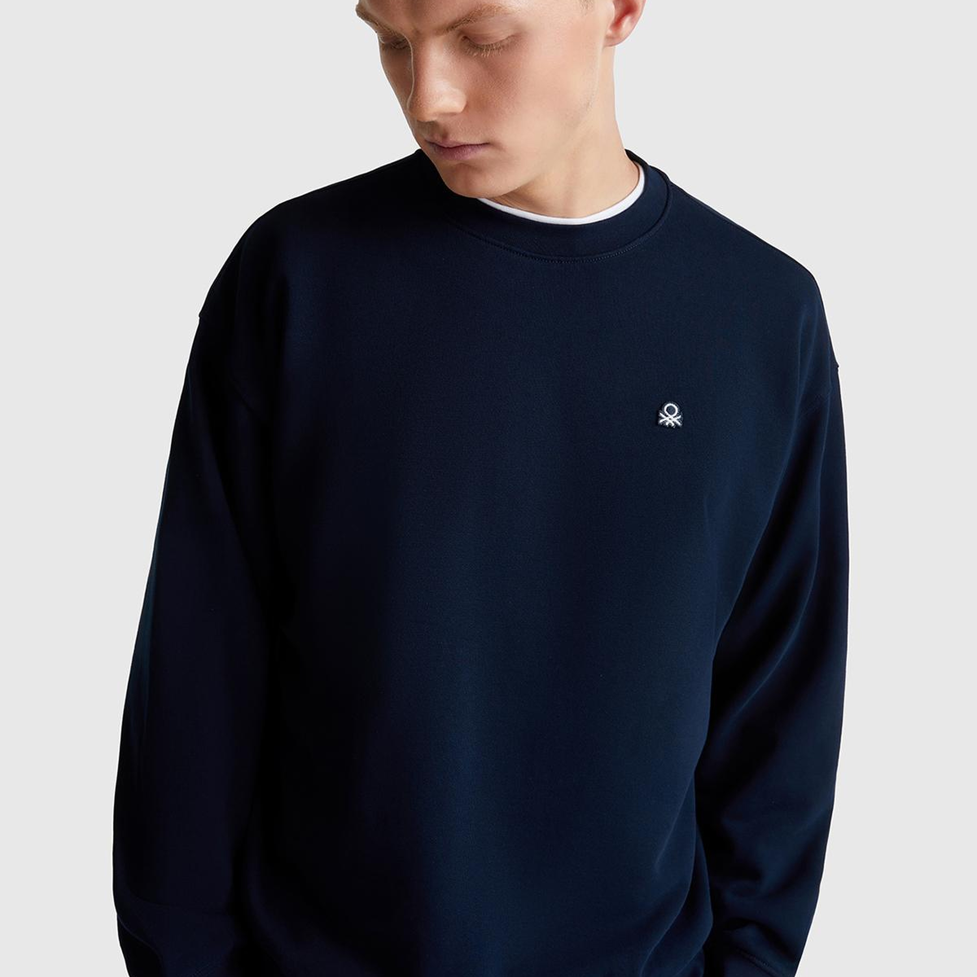 Erkek Lacivert %100 Pamuk Önü Logo İşlemeli Bisiklet Yaka Sweatshirt