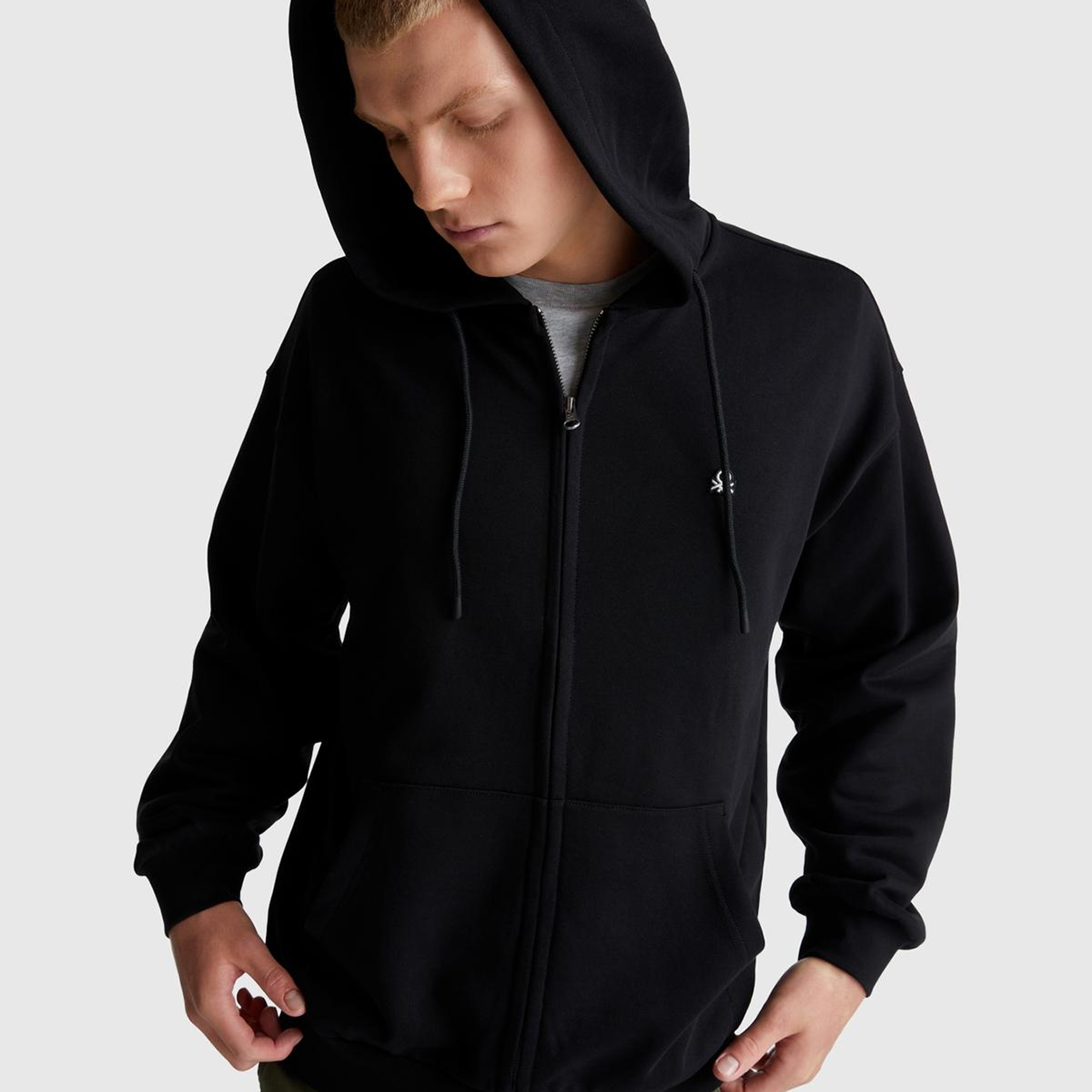 Erkek Siyah %100 Pamuk Dar Kesim Fermuarlı Kapüşonlu Sweatshirt