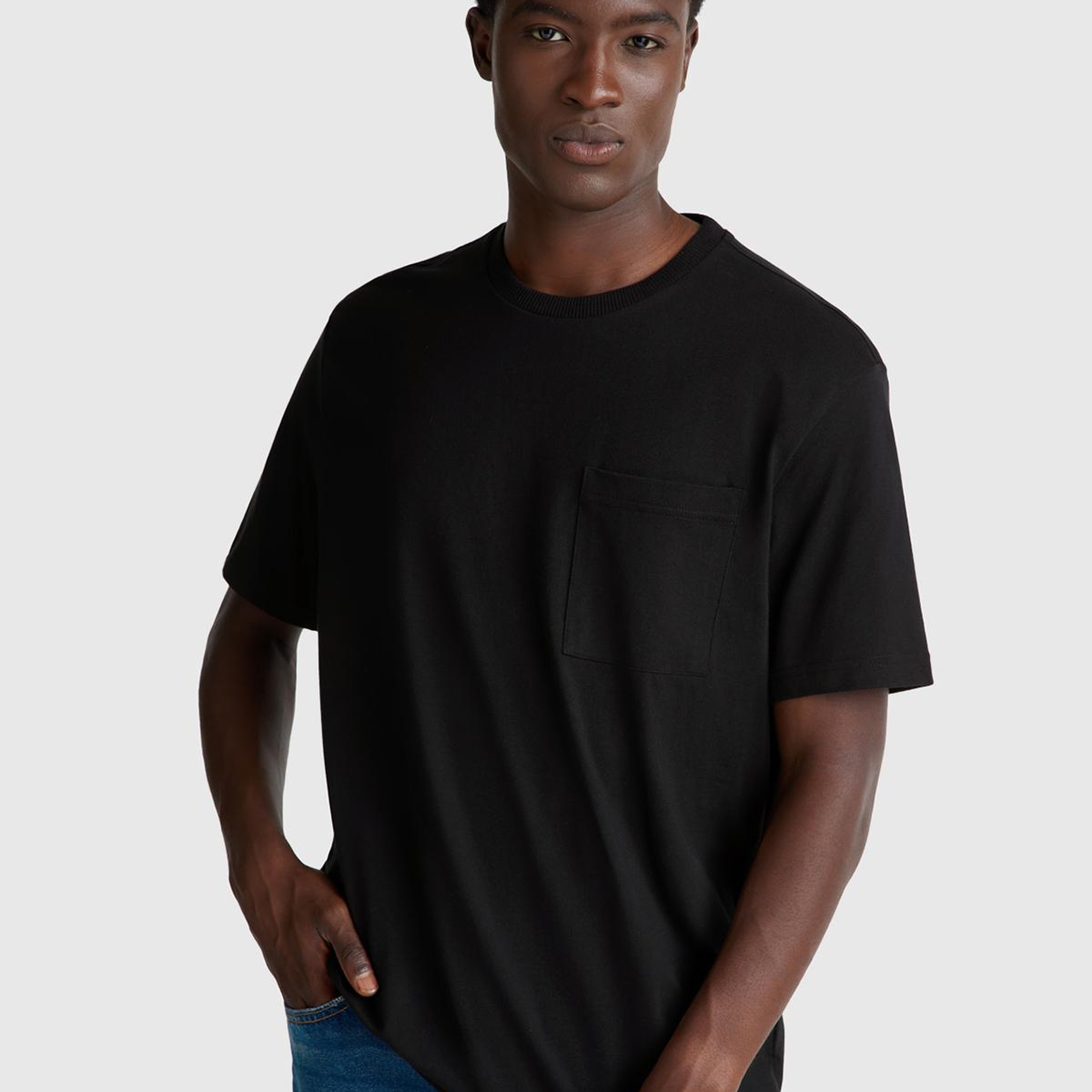 Erkek Siyah %100 Pamuk Yama Cep Detaylı Oversize T-Shirt