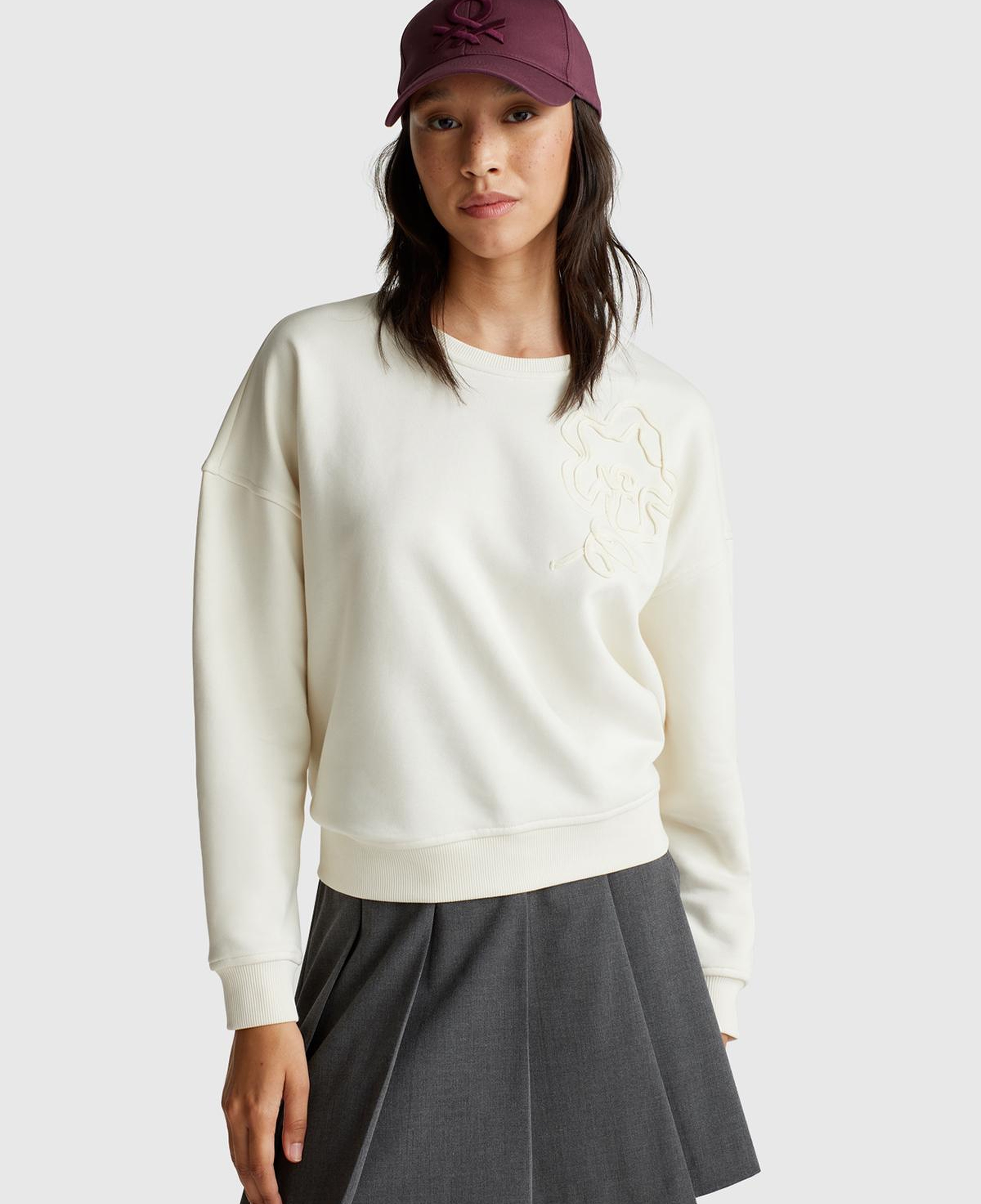 Kadın Krem Koton Karışımlı  Çiçek Motifli Sweatshirt