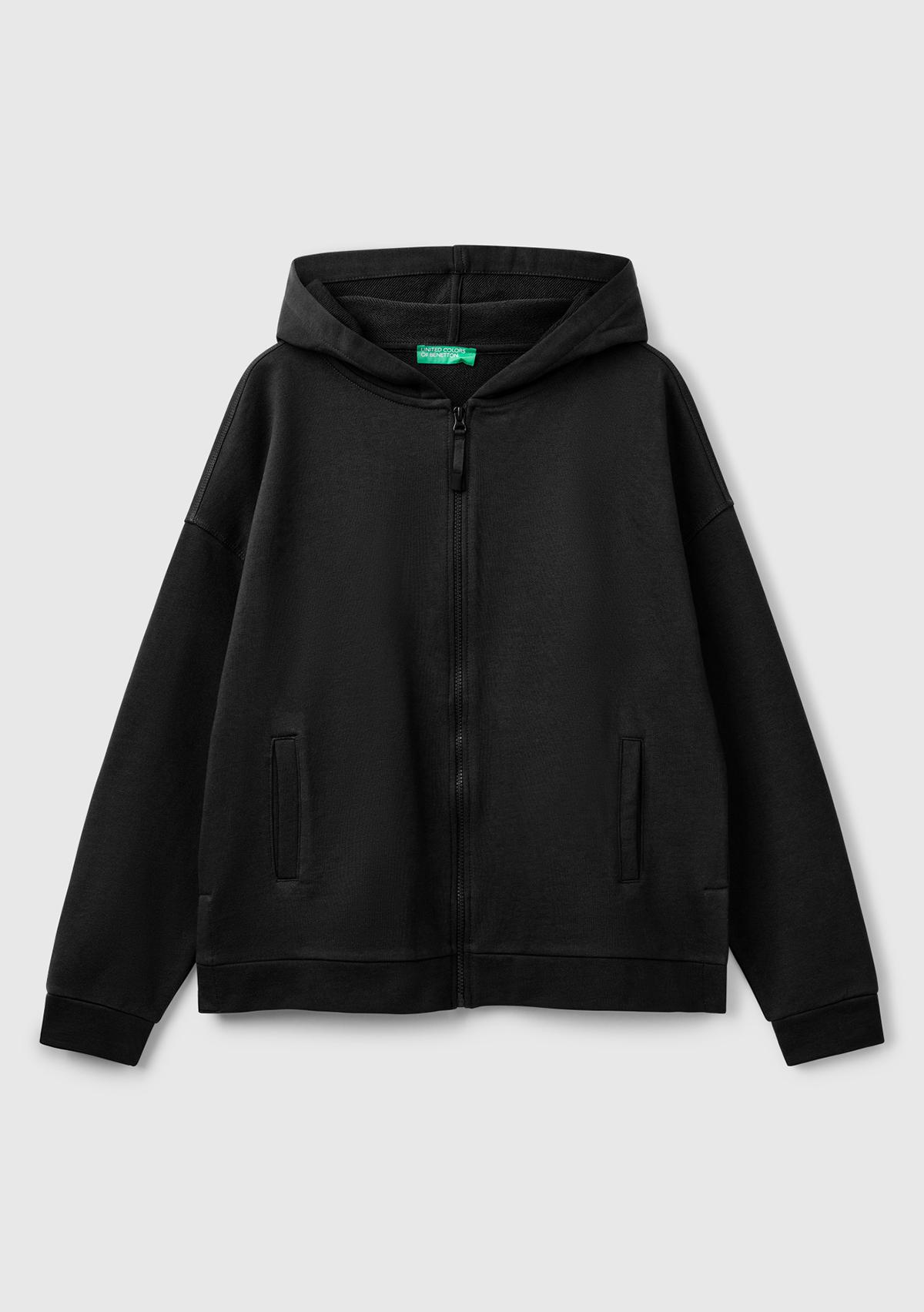 Kadın Siyah Logo Baskı Detaylı Kapüşonlu Relax Fit Sweatshirt