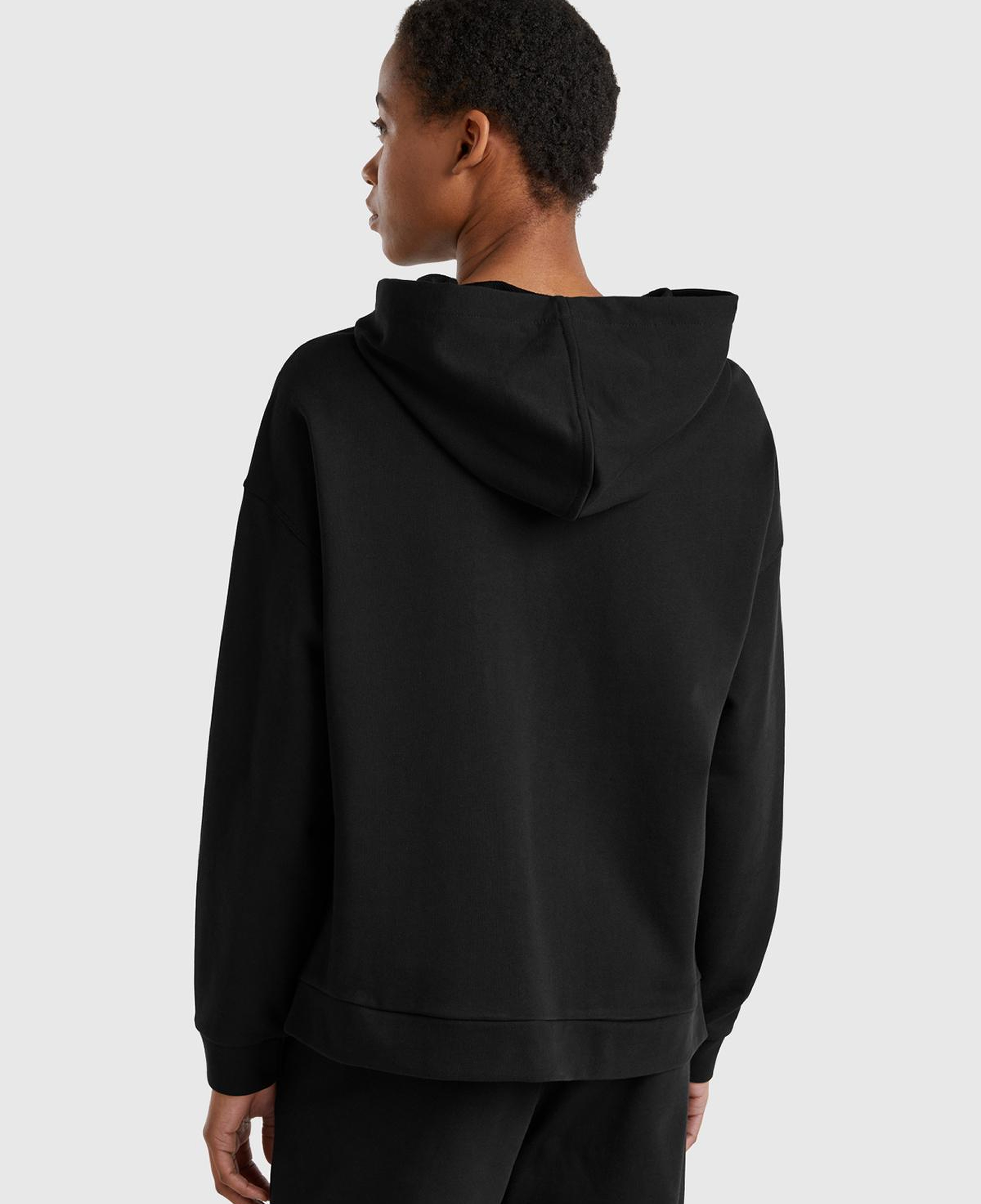 Kadın Siyah Logo Baskı Detaylı Kapüşonlu Relax Fit Sweatshirt