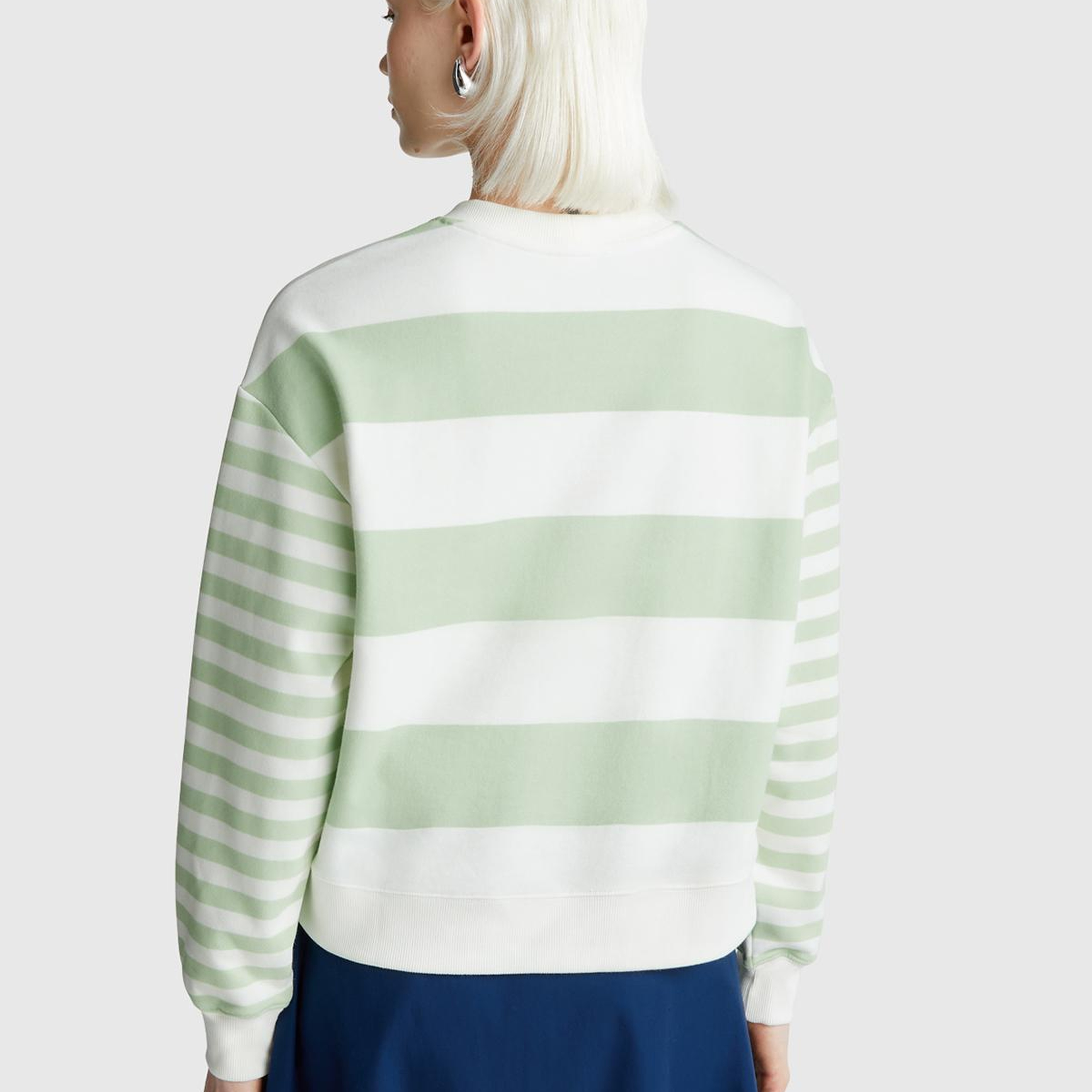 Kadın Açık Yeşil  Pamuk Karışımlı Göğsü Logo Baskılı Renk Bloklu Sweatshirt