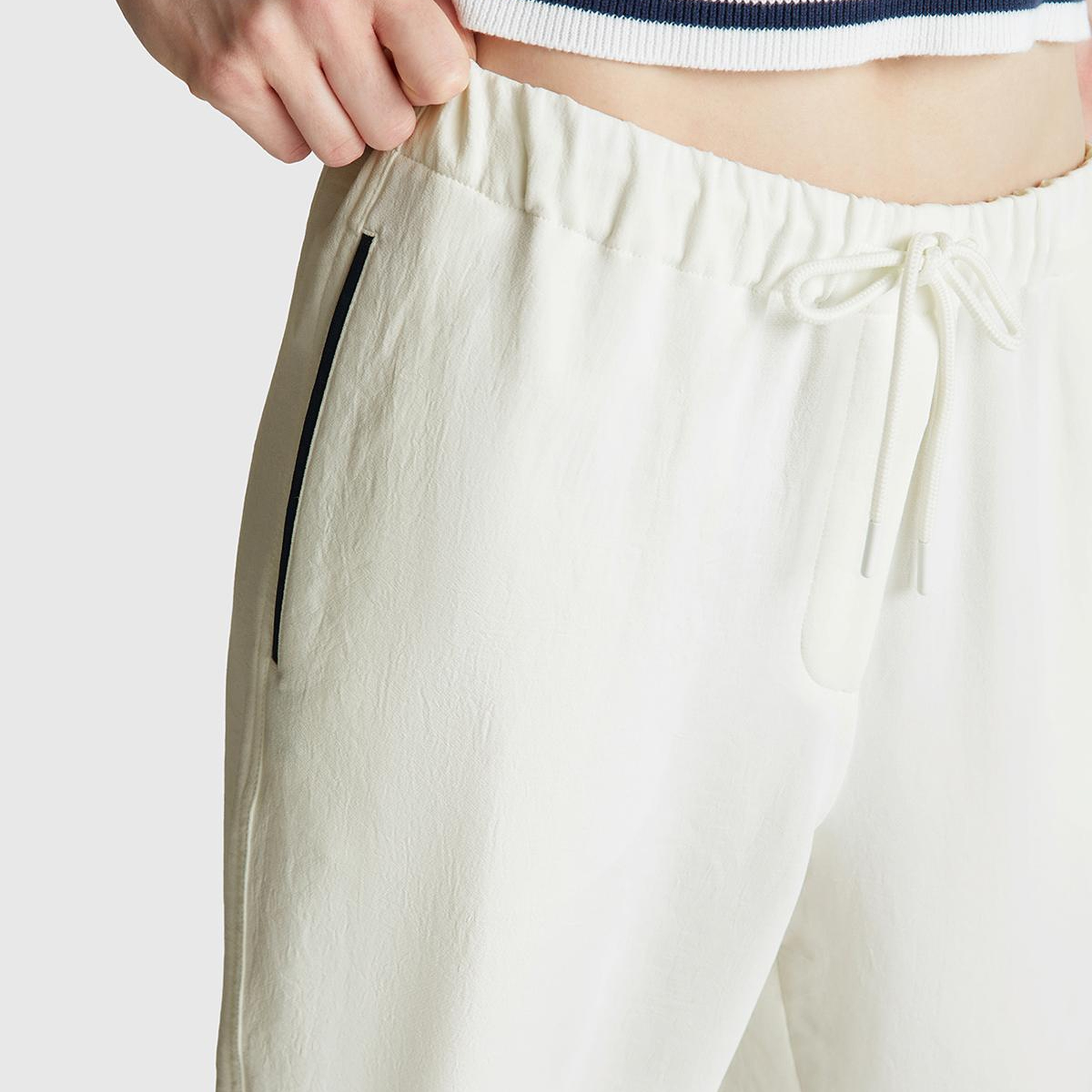 Kadın Krem Beli Bağcıklı Cepli Pantolon