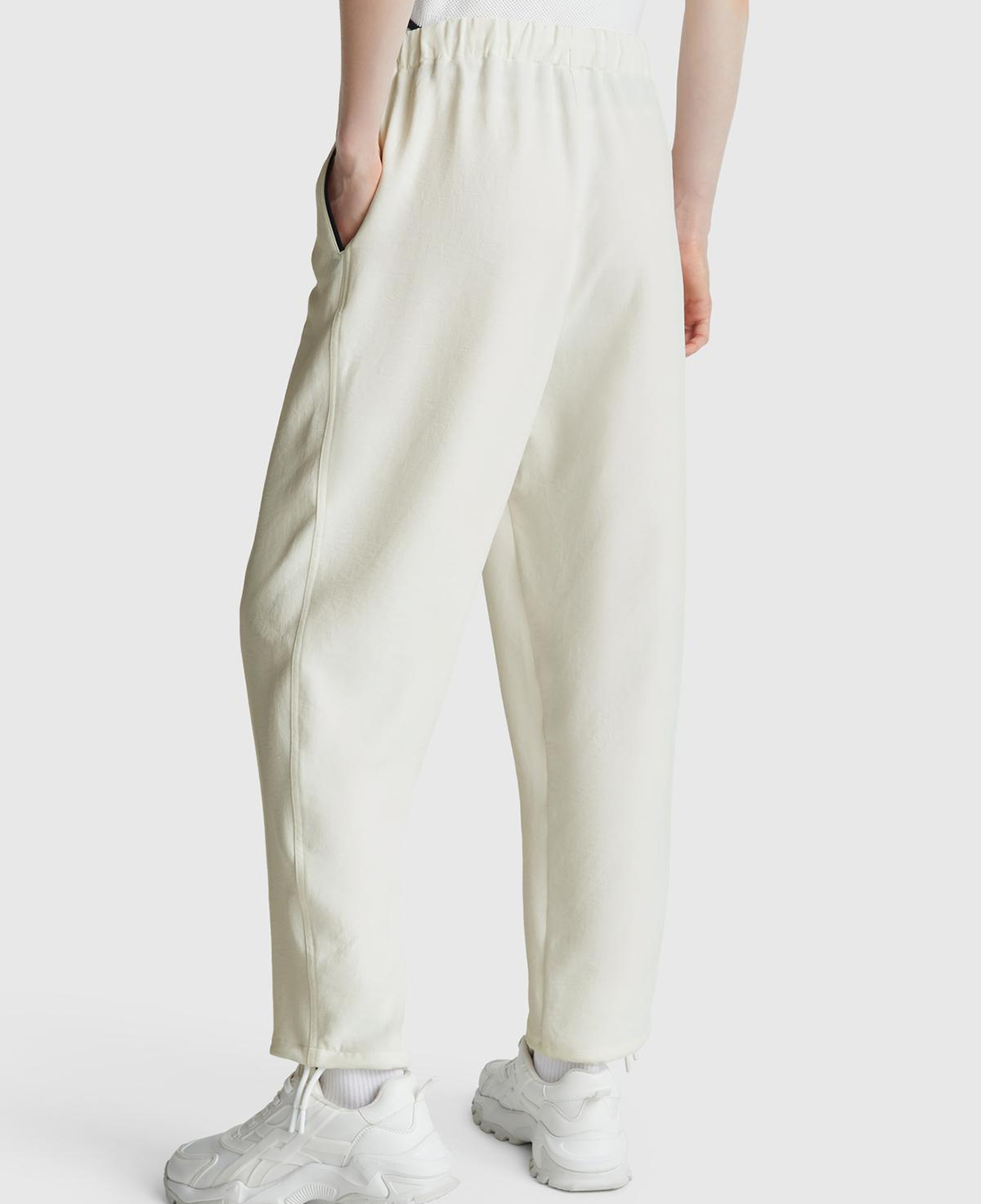 Kadın Krem Beli Bağcıklı Cepli Pantolon