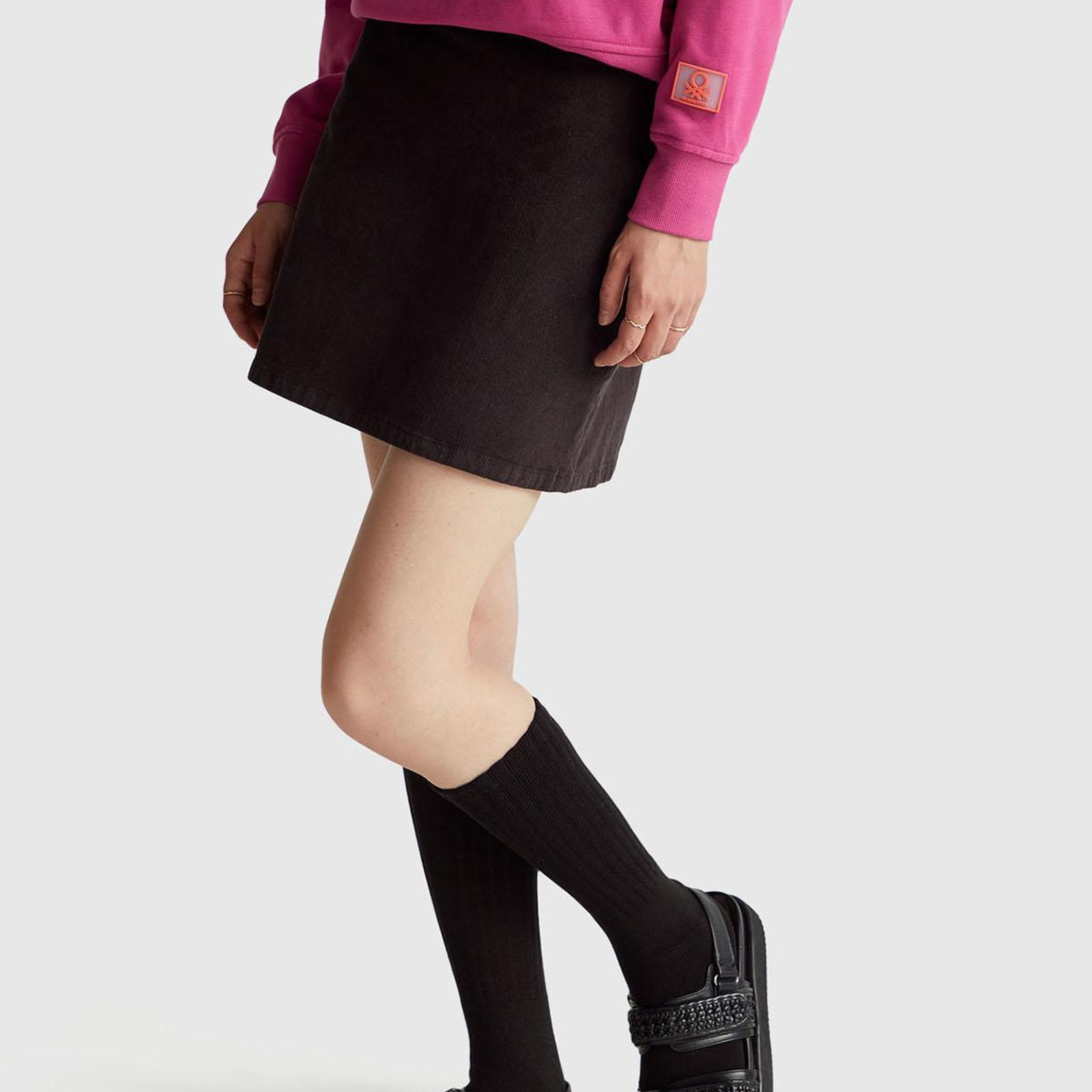 Kadın Siyah Pamuk Karışımlı Yandan Fermuarlı Kadife Mini Etek