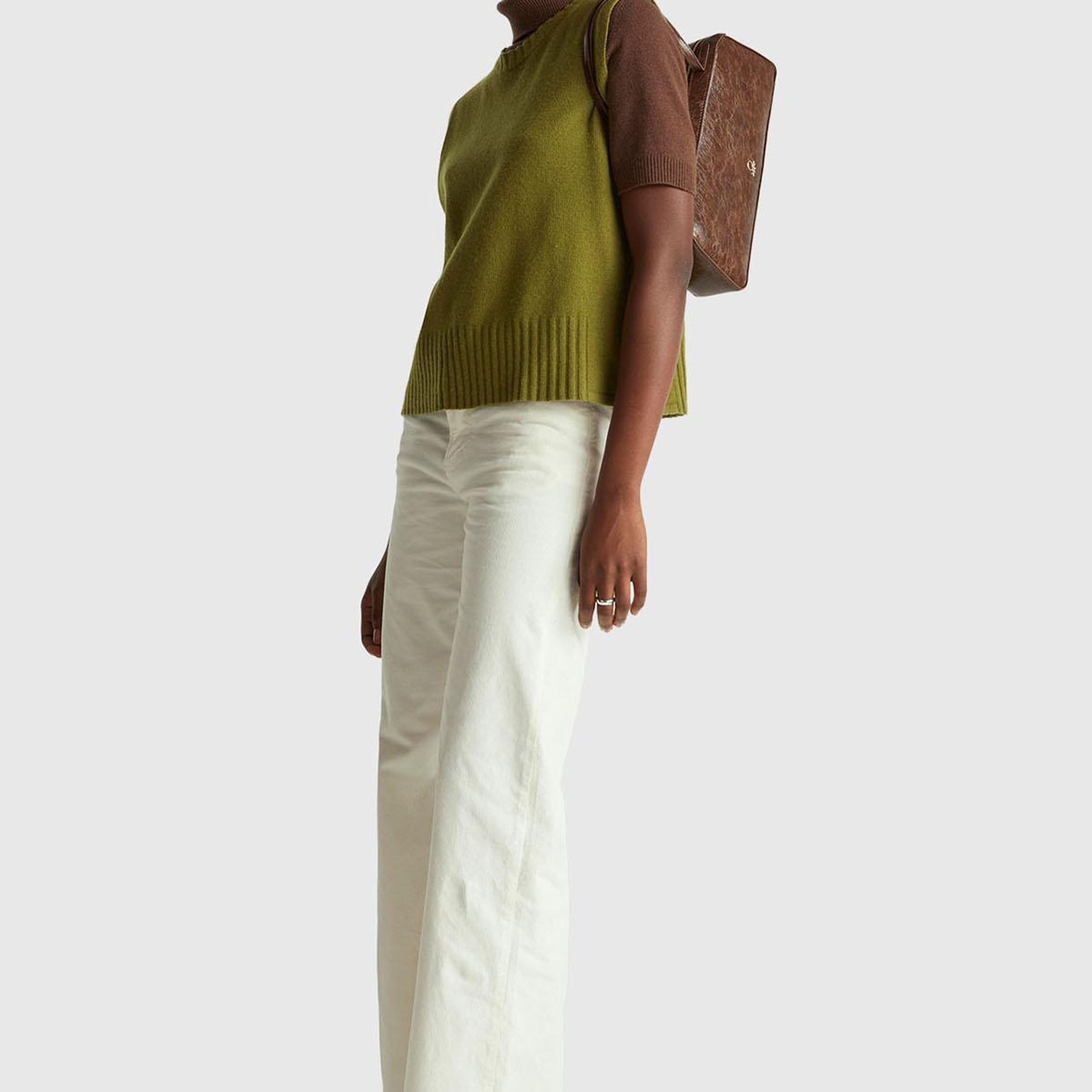 Kadın Krem Pamuk Karışımlı Arkası Logo Etiketli Geniş Paça  Kadife Pantolon