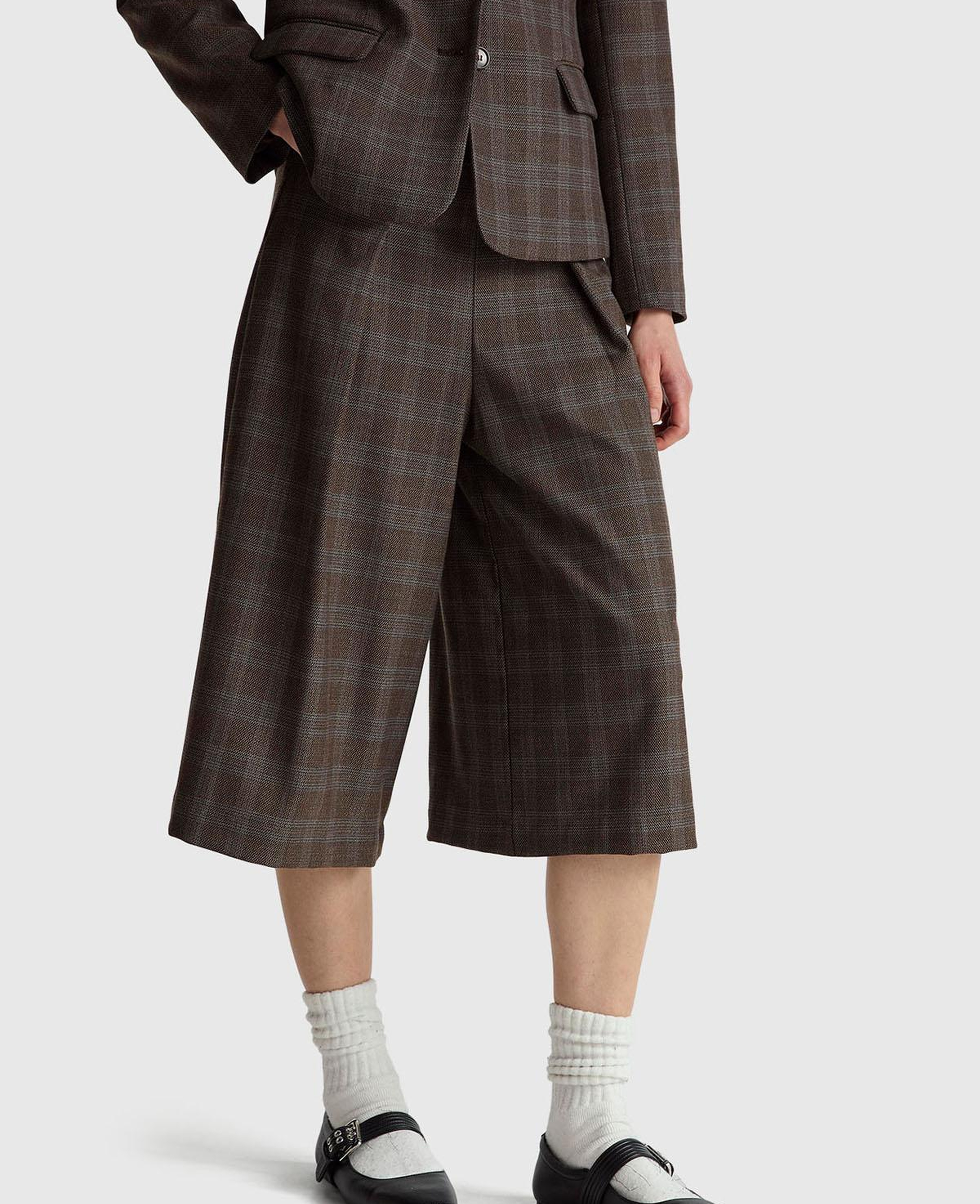 Kadın Kahverengi Viskoz Karışımlı Şort