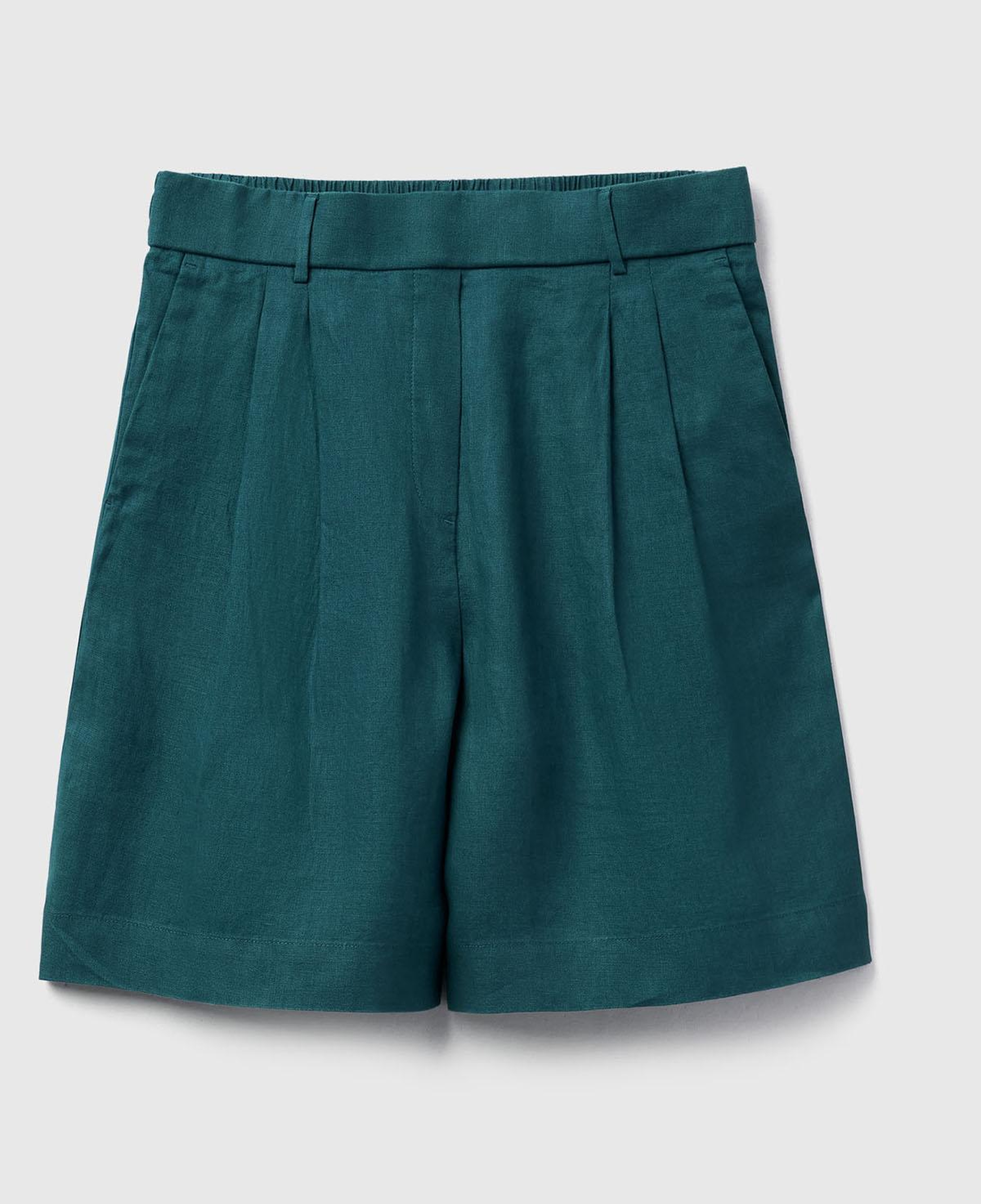 Kadın Koyu Yeşil %100 Keten Arka Beli Lastikli Pileli Relax Fit Bermuda Şort