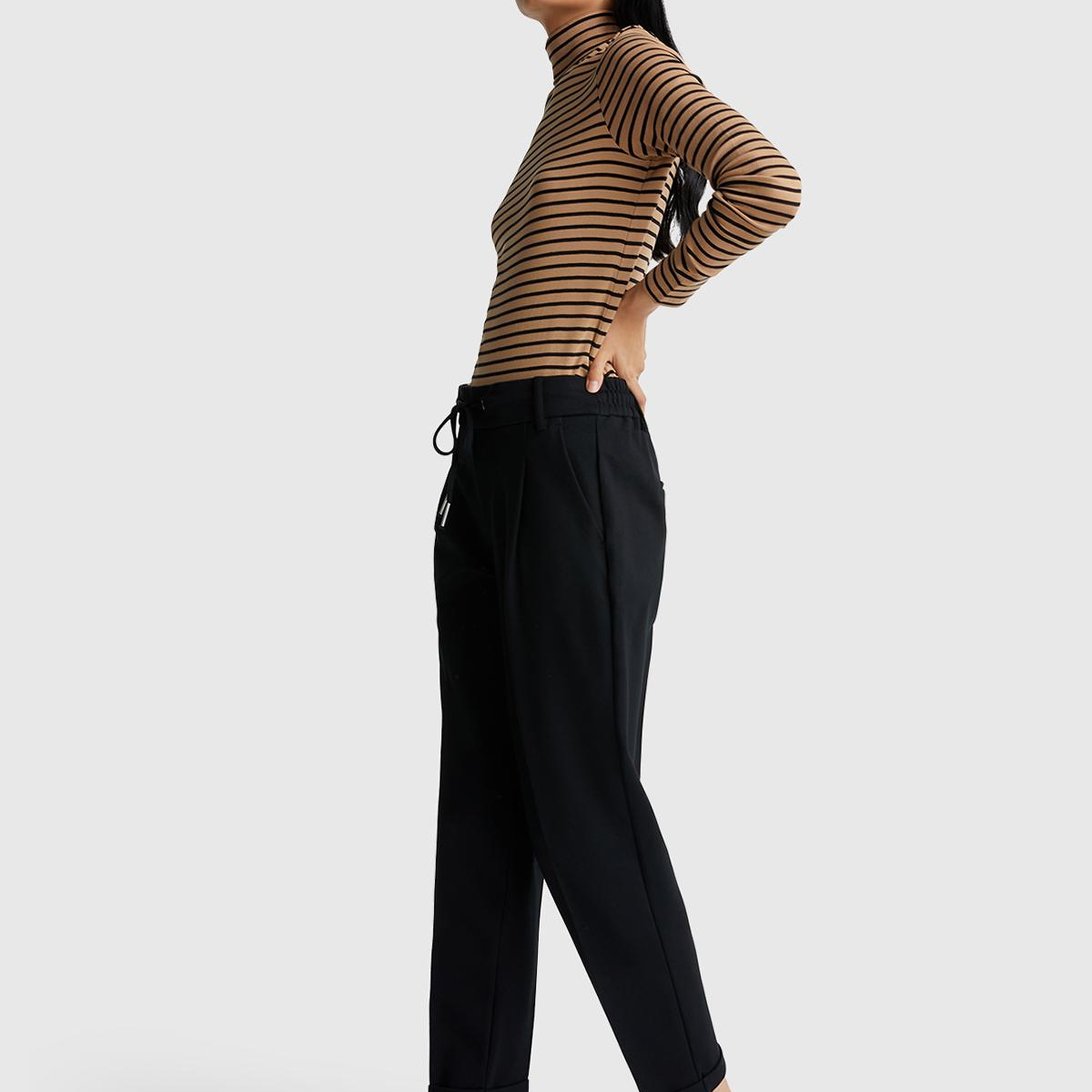 Kadın Siyah  Beli Lastikli Pantolon