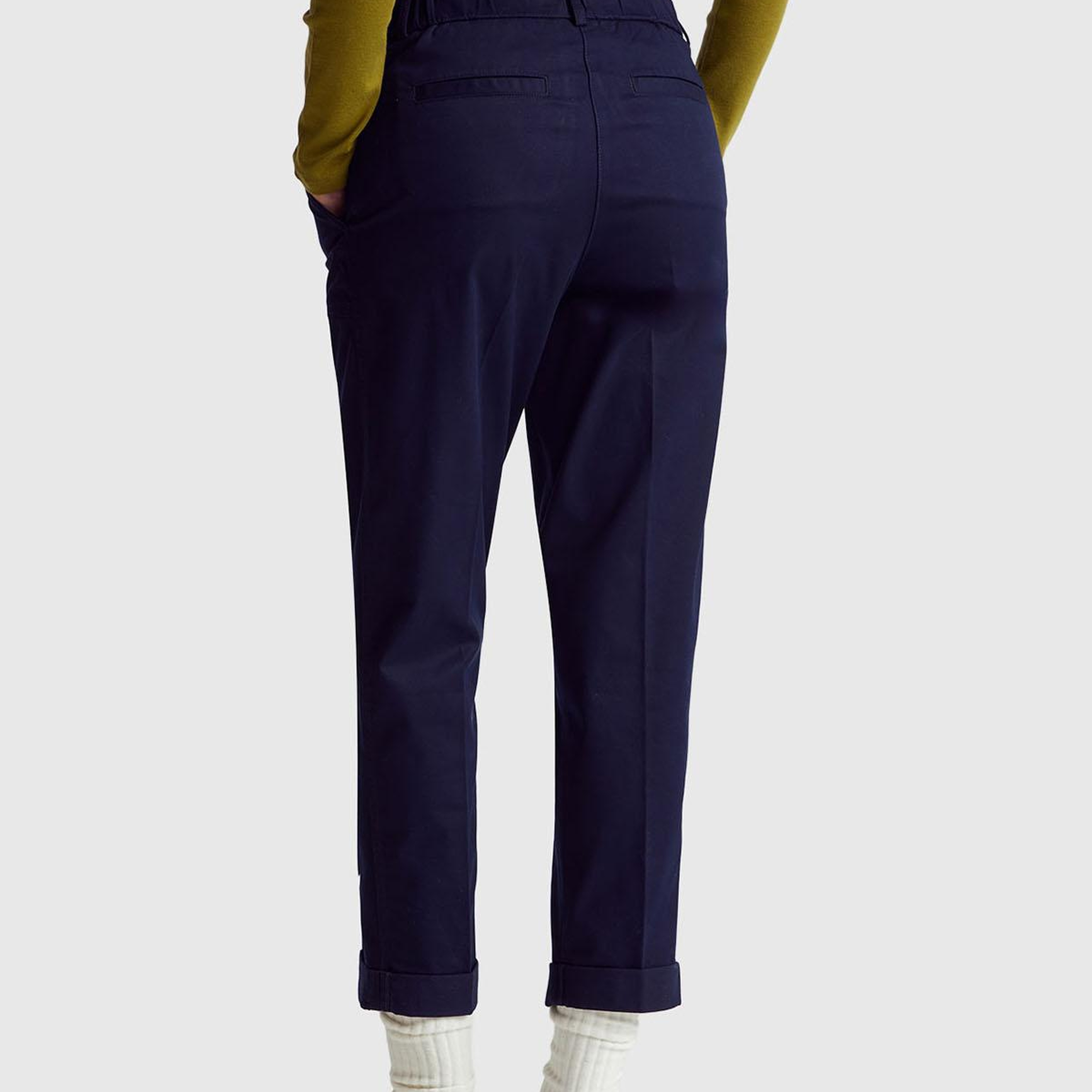 Kadın Lacivert Pamuk Karışımlı Önü Dikiş Detaylı Paçası Kıvrık Pantolon