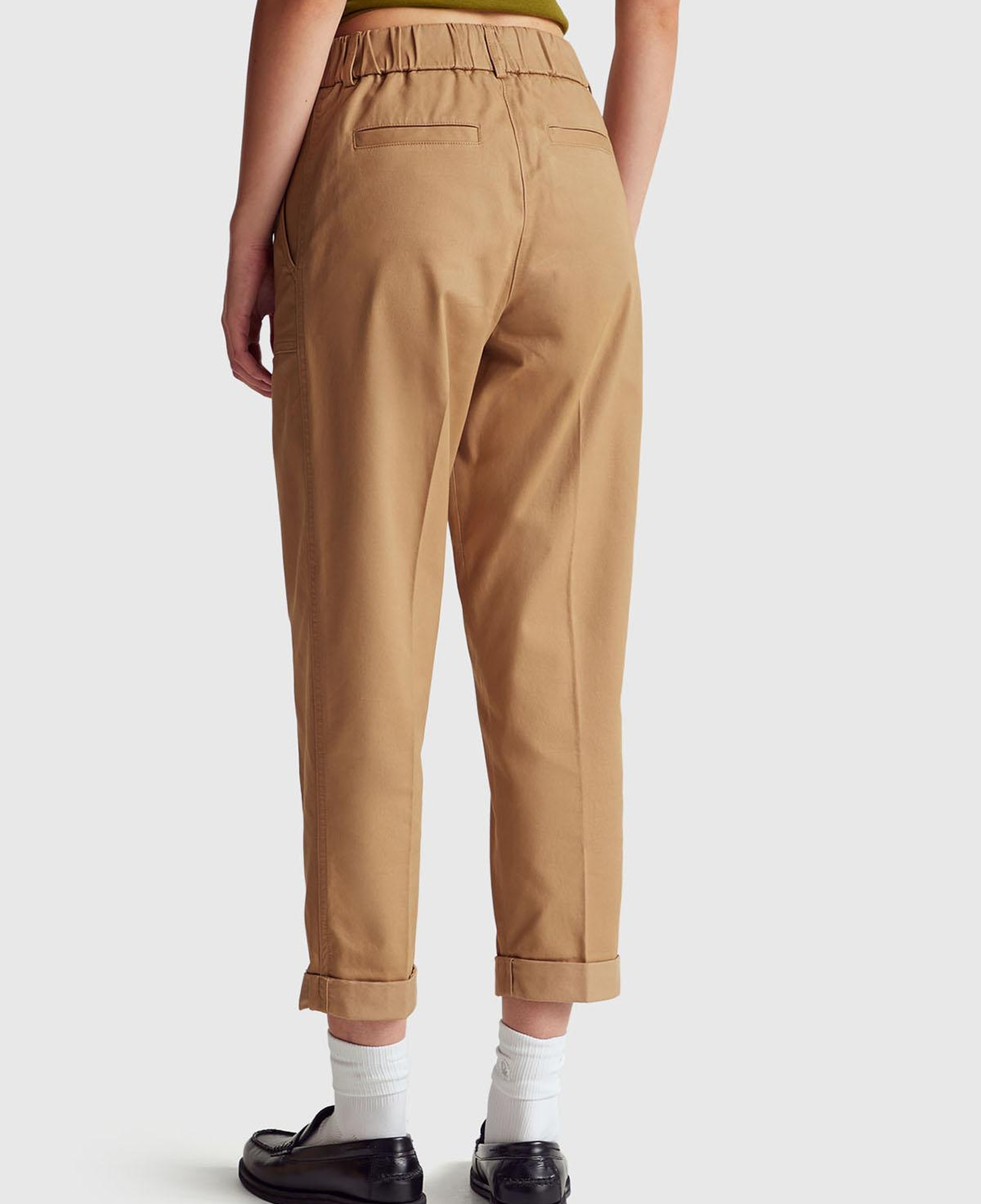 Kadın Taba Pamuk Karışımlı Önü Dikiş Detaylı Paçası Kıvrık Pantolon