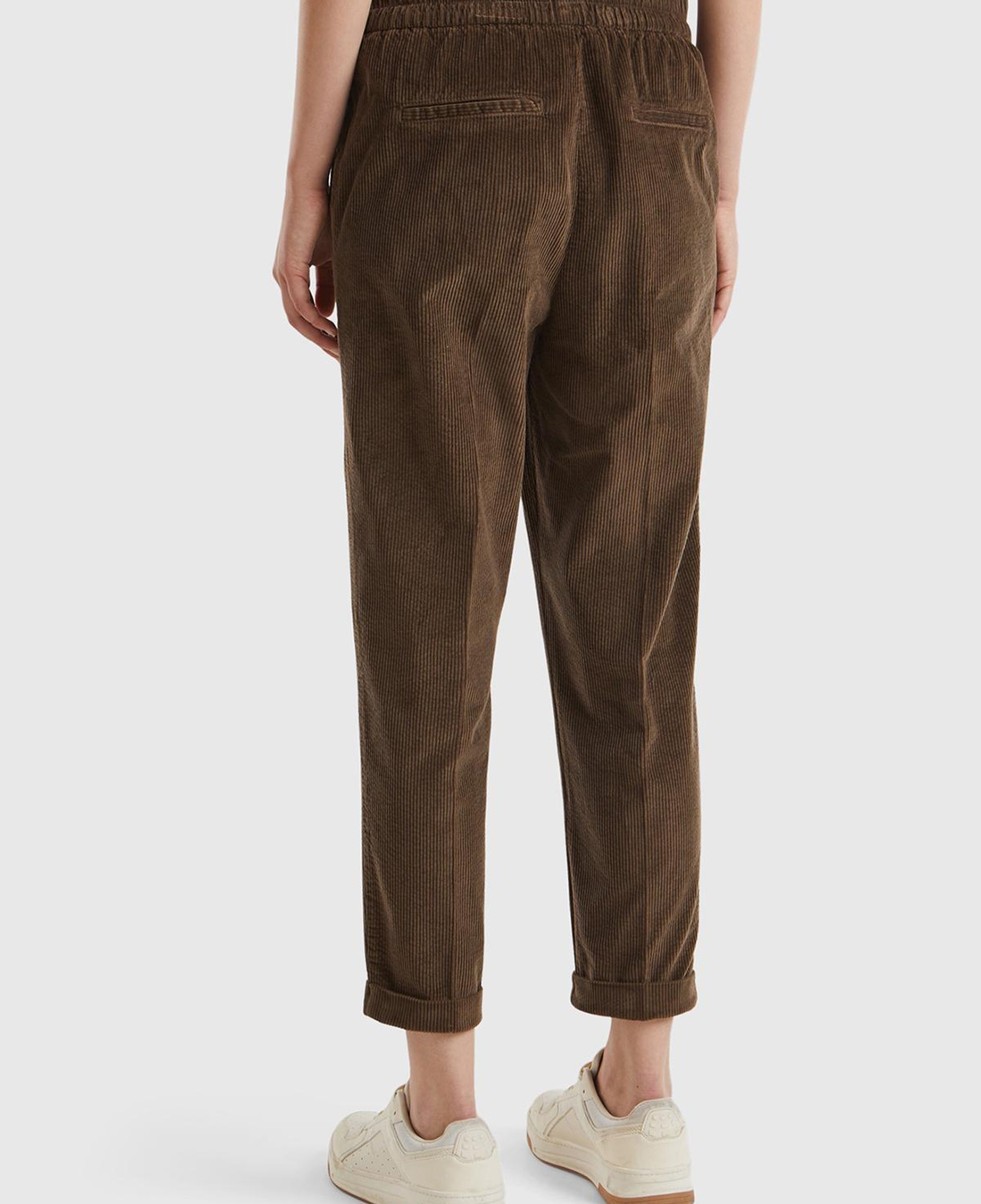 Kadın Koyu Kahverengi Beli Lastikli Kadife Pantolon