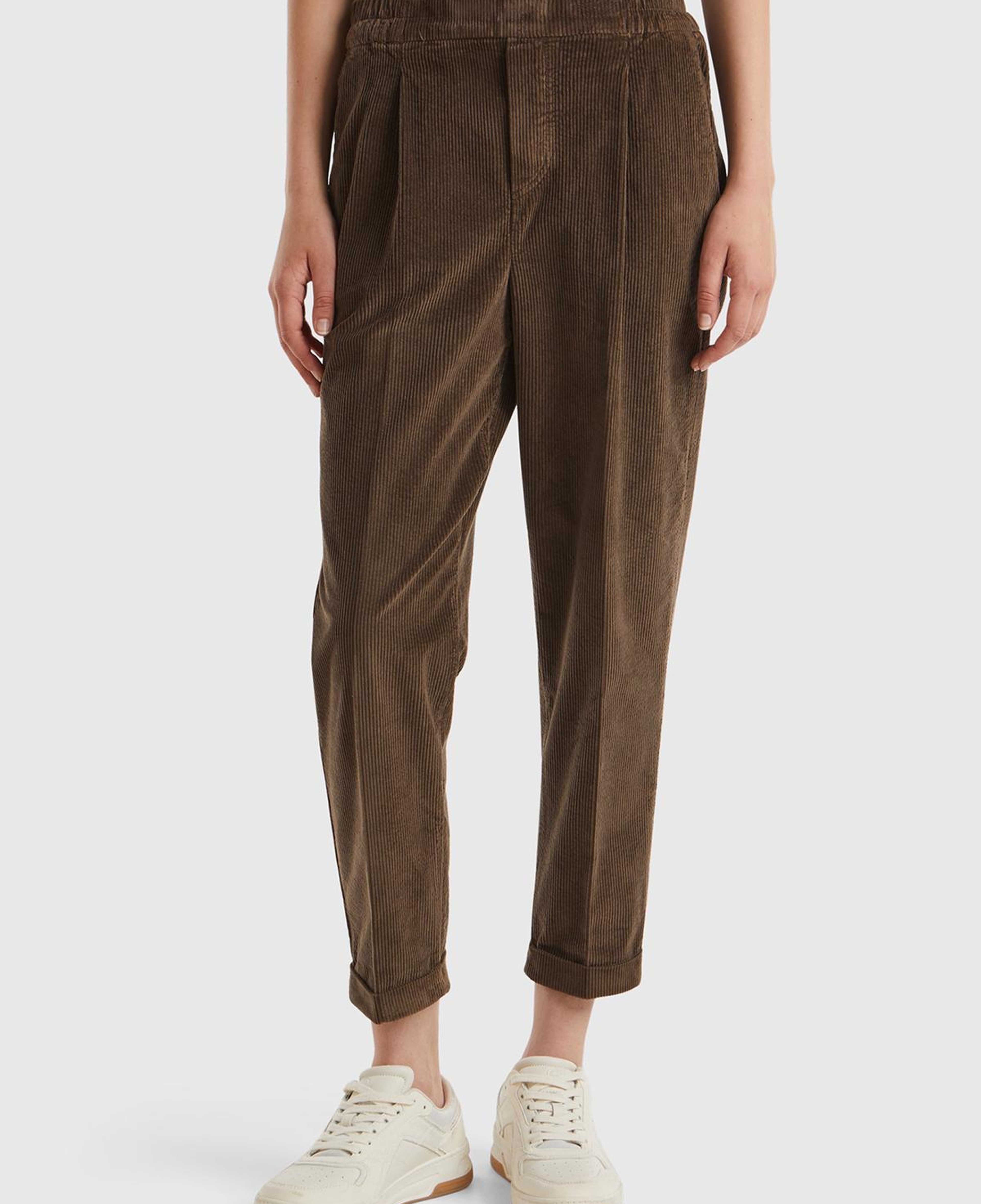 Kadın Koyu Kahverengi Beli Lastikli Kadife Pantolon
