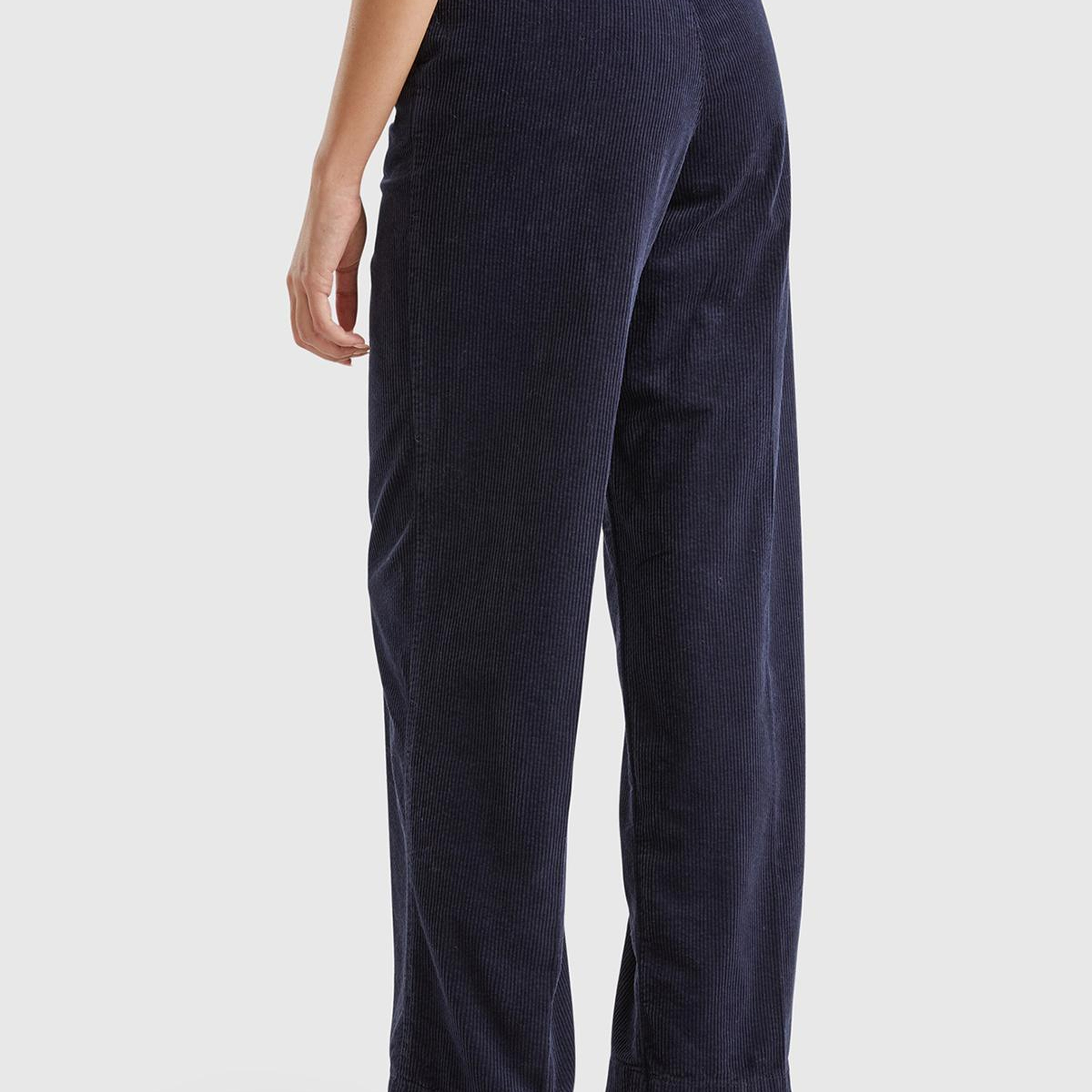 Kadın Lacivert Pamuk Karışımlı Arkası Lastikli Cepli Geniş Paça Kadife Pantolon