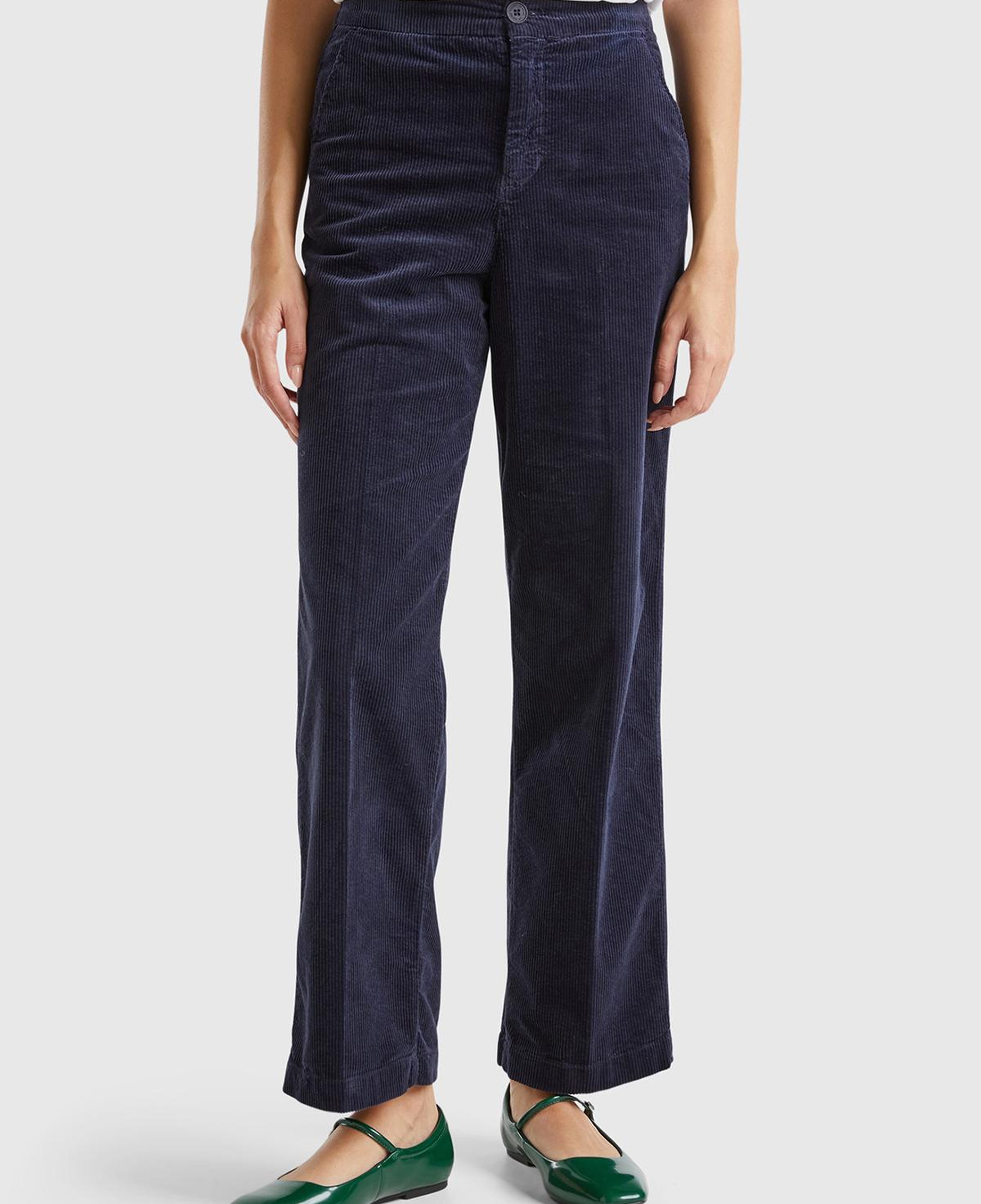 Kadın Lacivert Pamuk Karışımlı Arkası Lastikli Cepli Geniş Paça Kadife Pantolon