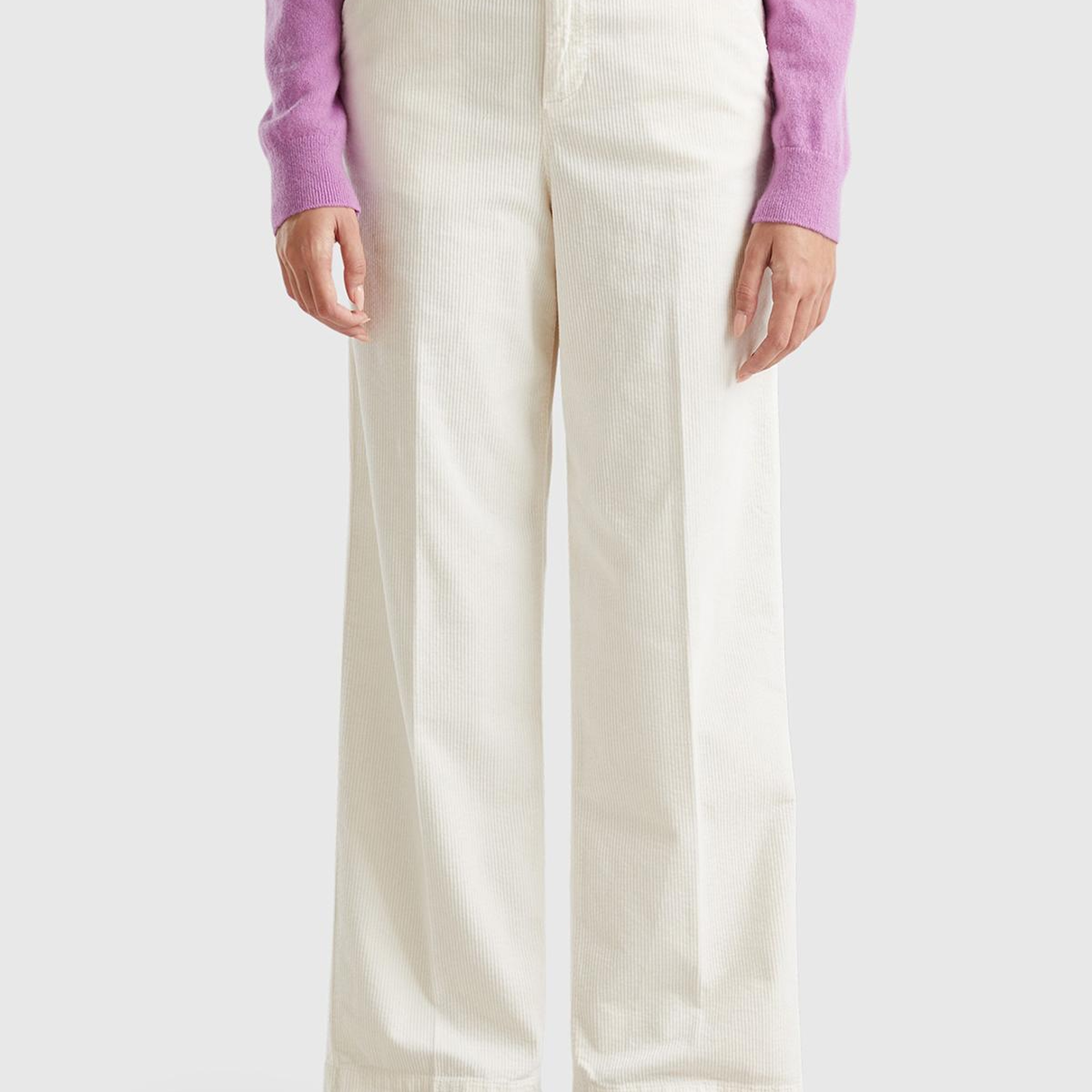 Kadın Krem Pamuk Karışımlı Arkası Lastikli Cepli Geniş Paça Kadife Pantolon