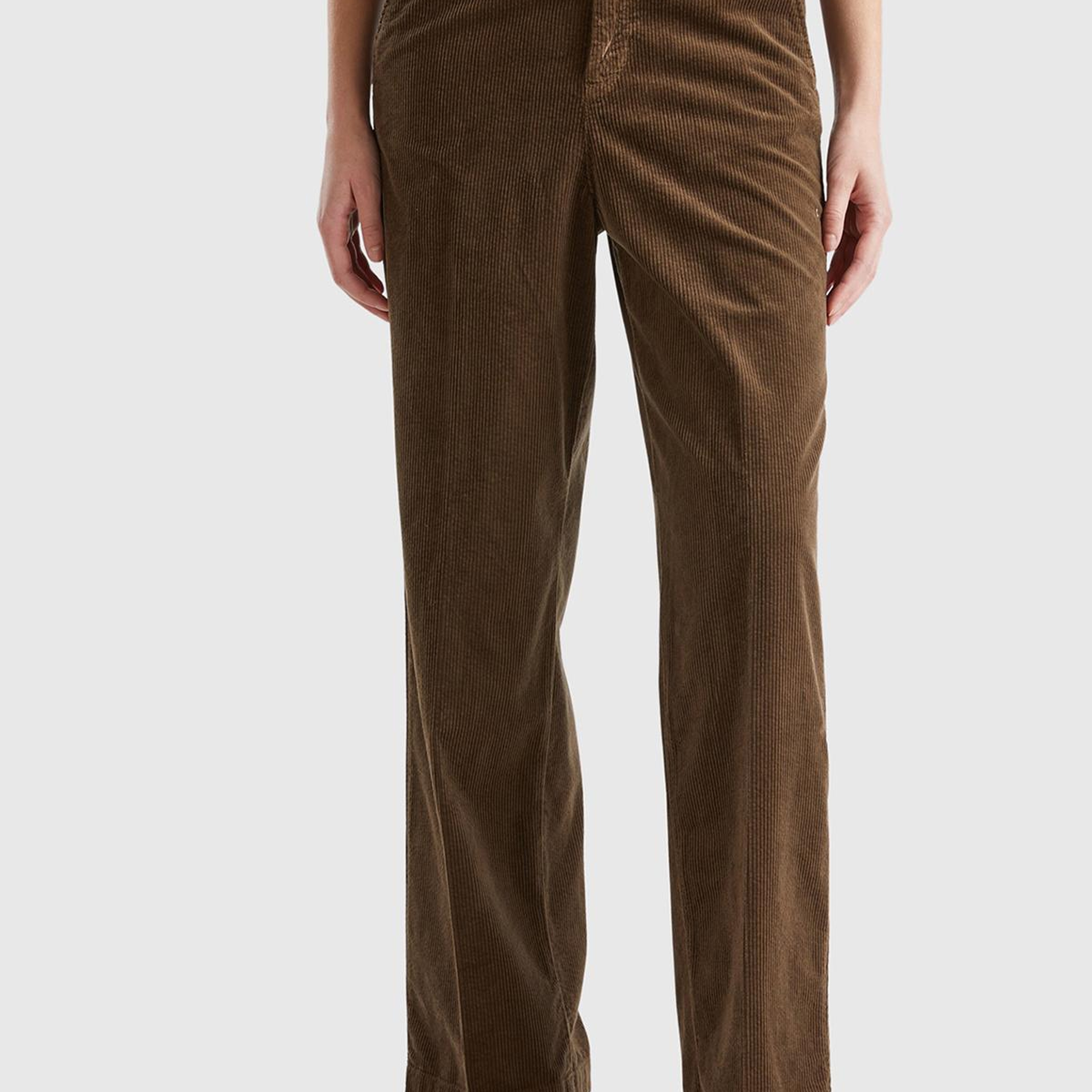 Kadın Koyu Kahverengi Pamuk Karışımlı Arkası Lastikli Cepli Geniş Paça Kadife Pantolon