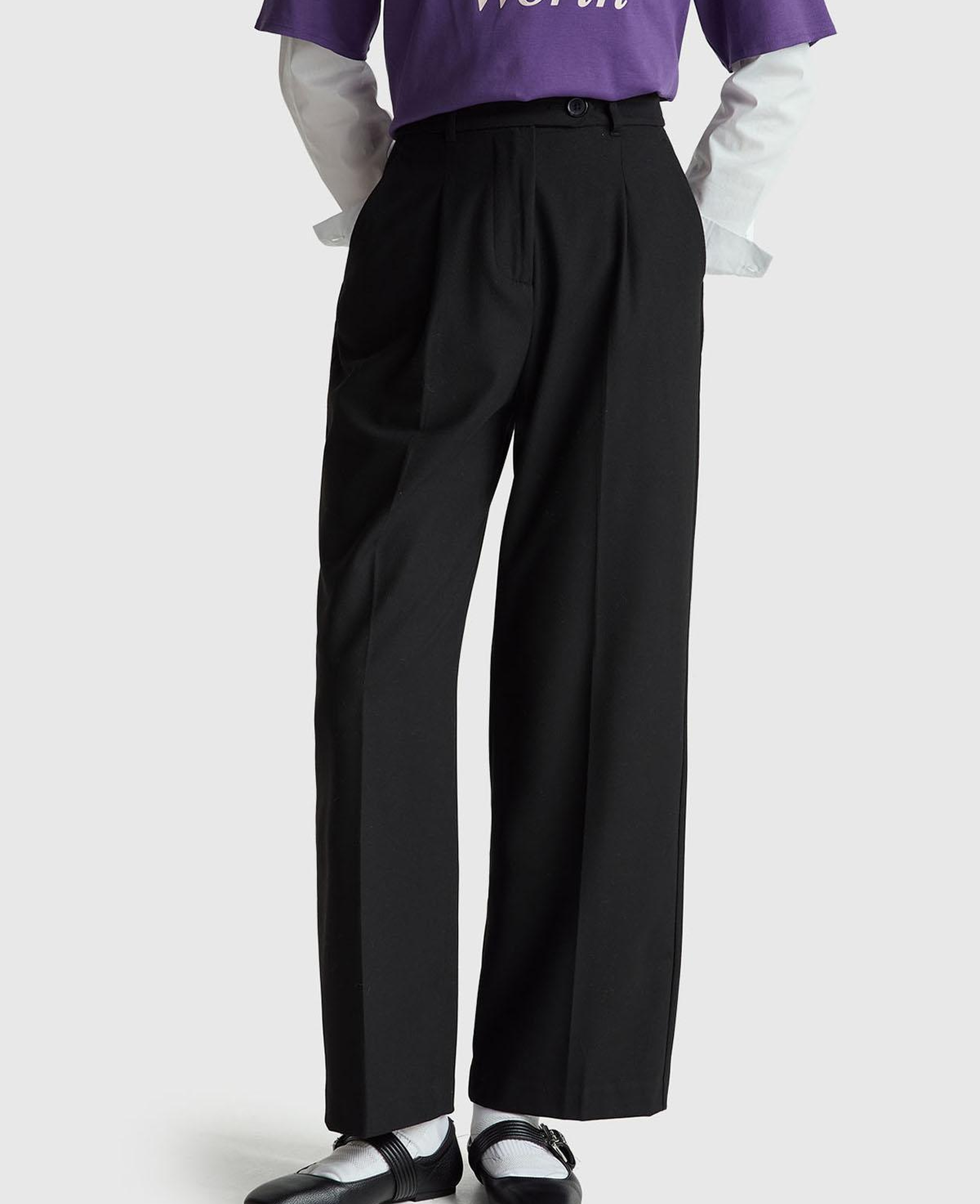 Kadın Siyah Viskoz Karışımlı Cepli Önden Fermuarlı Pantolon