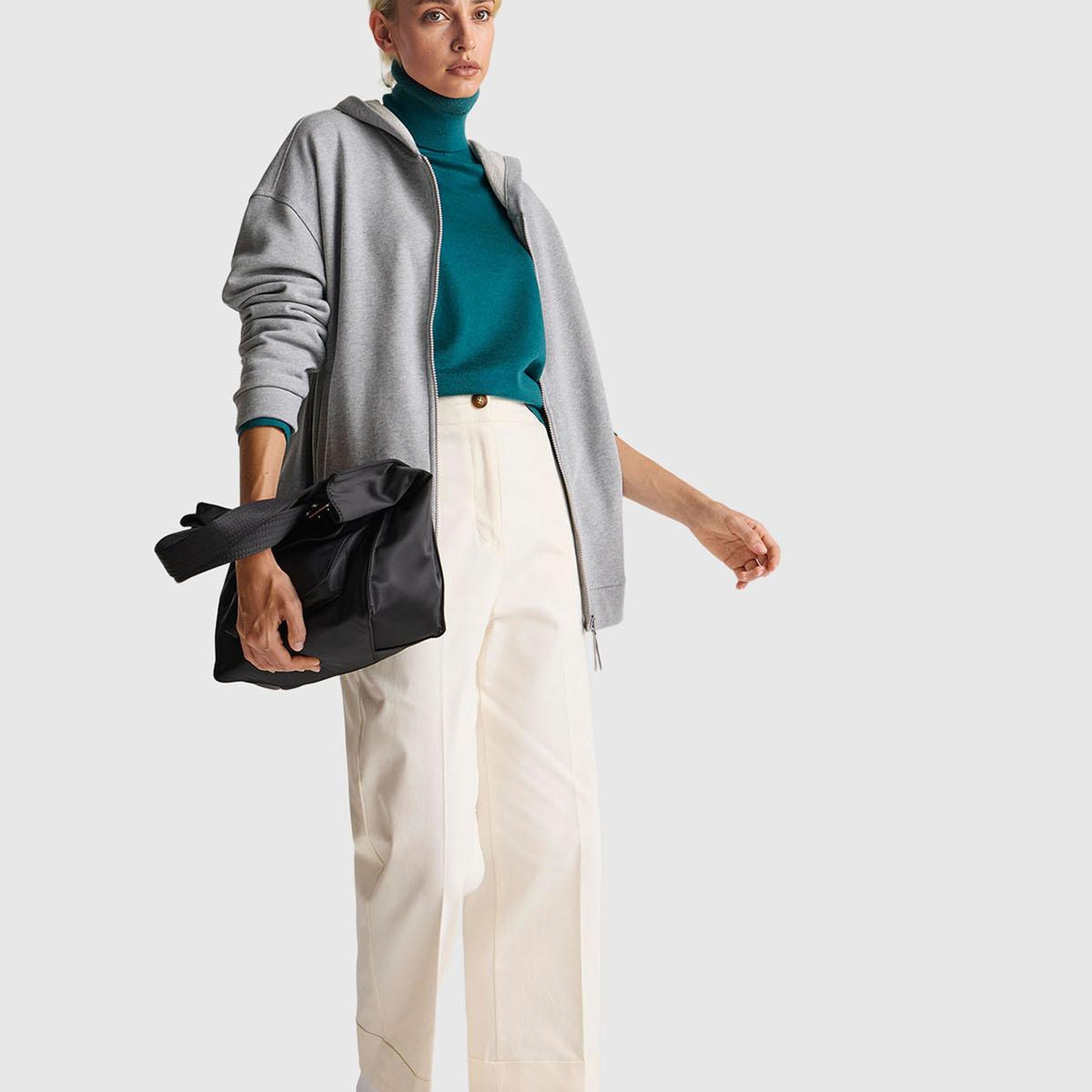 Kadın Krem Pamuk Karışımlı Düğmeli Paçası Katlamalı Pantolon