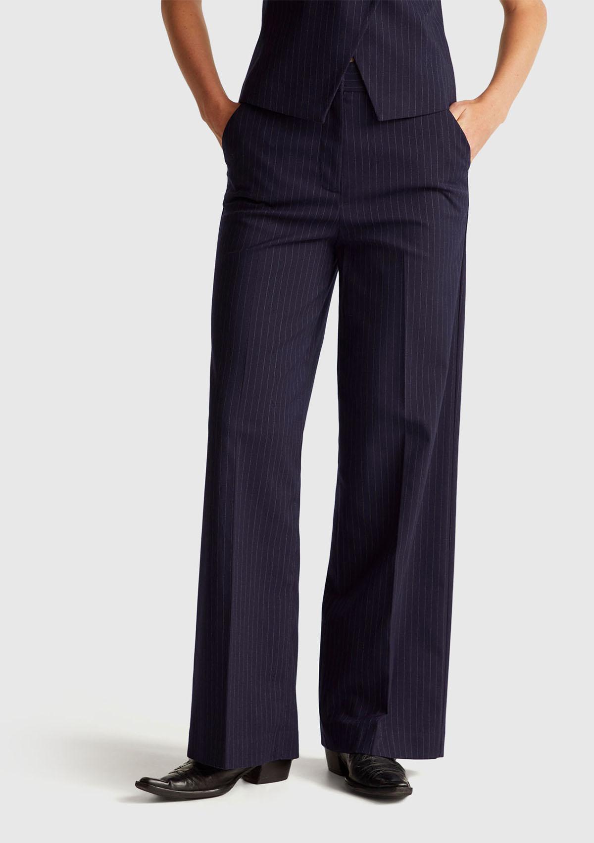 Kadın Lacivert Desenli Viskoz Karışımlı Cepli Bol Paça Pantolon