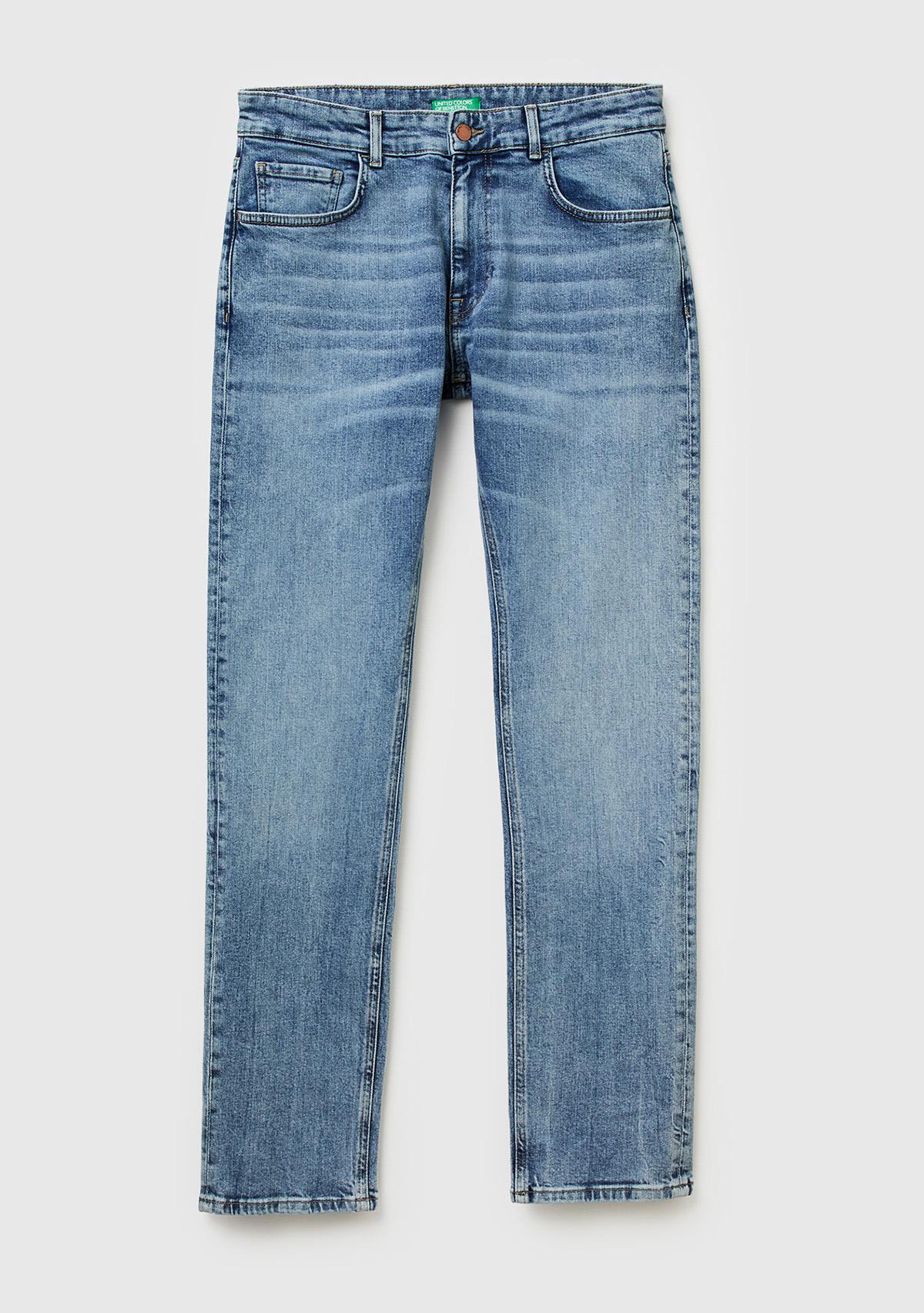 Erkek Açık Mavi Pamuk Karışımlı Eskitme Efektli Denim Pantolon