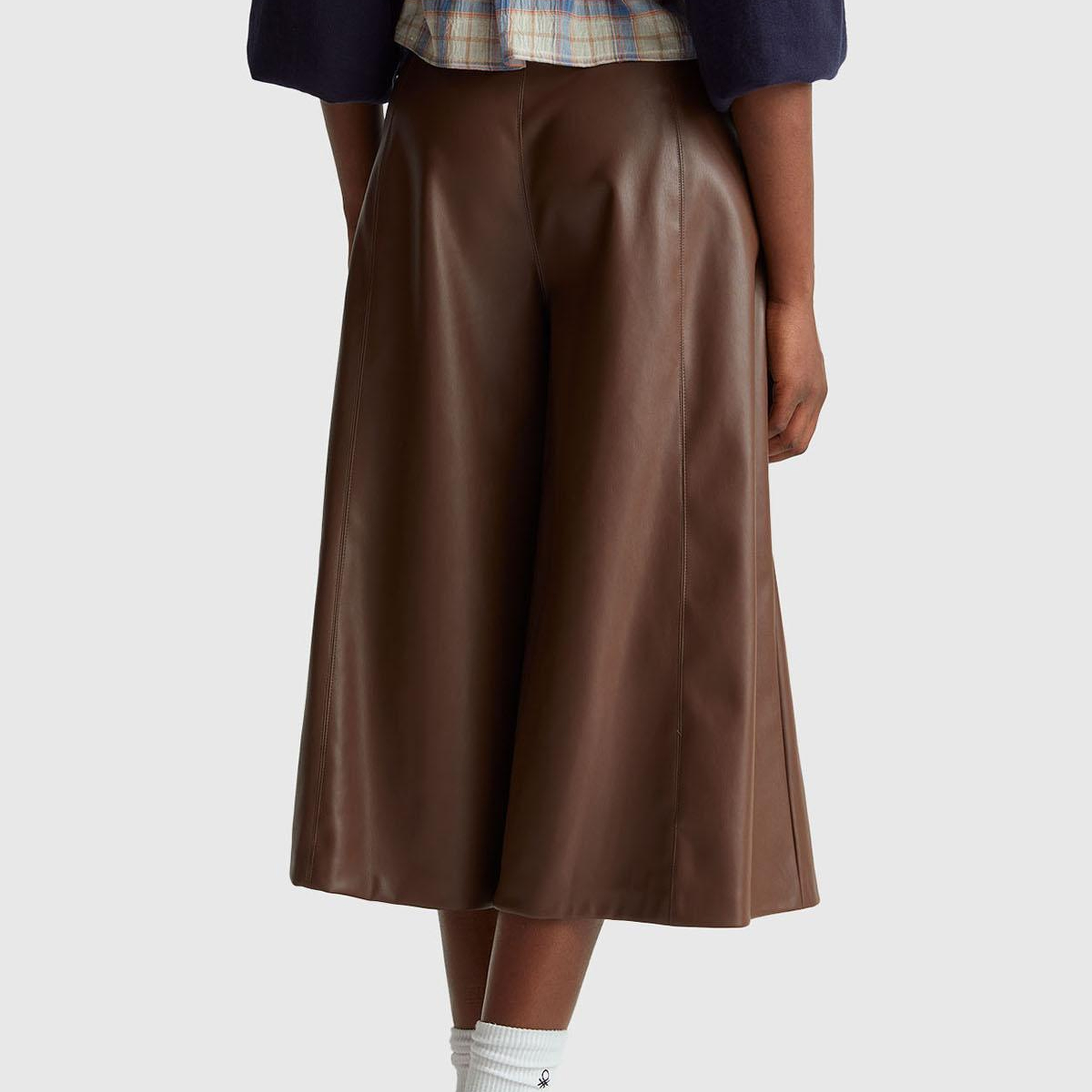 Kadın Koyu Kahverengi Suni Deri Geniş Paça 3/4 Boy Pantolon