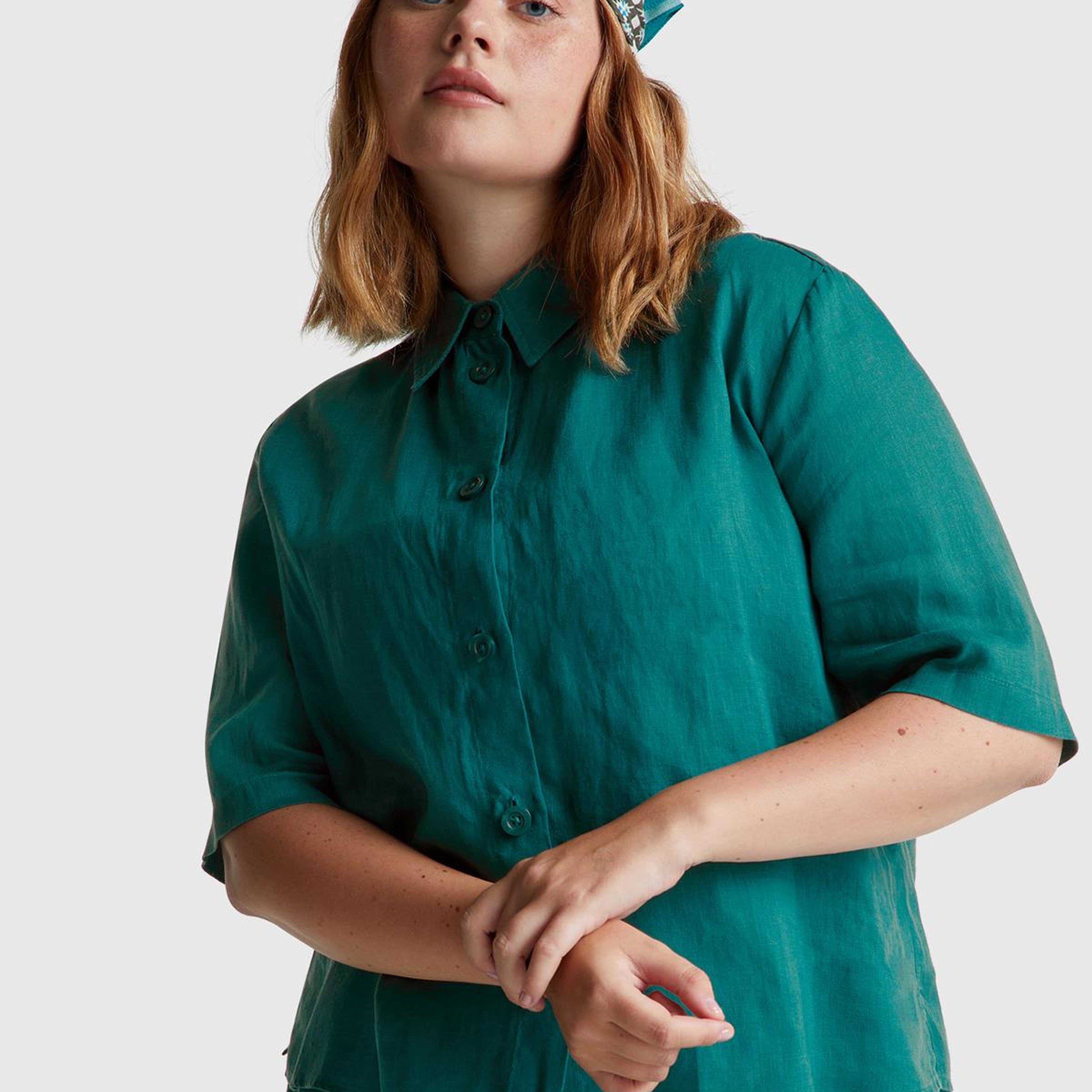 Kadın Koyu Yeşil %100 Keten Yarım Kollu Düz Gömlek