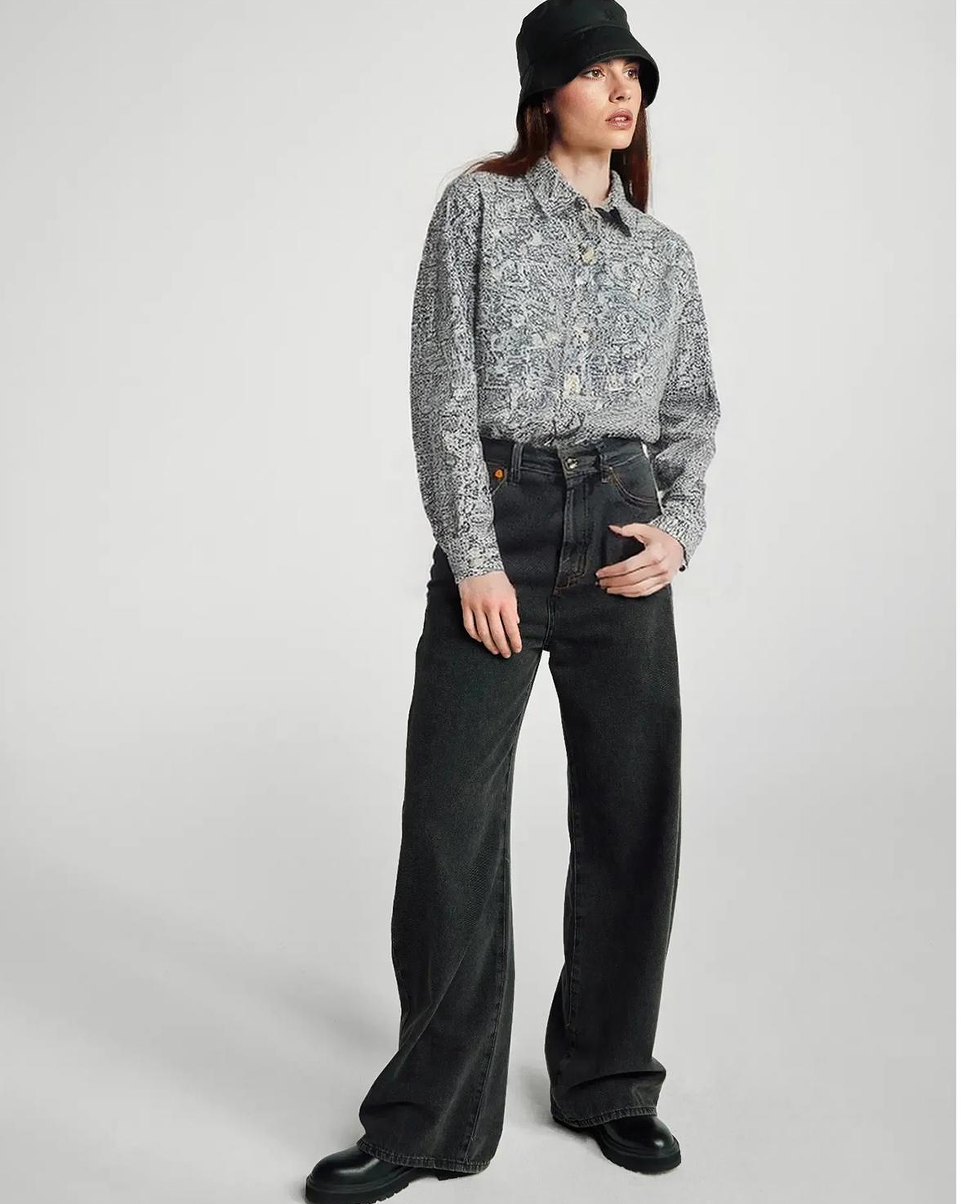 Kadın Gri Desenli %100 Pamuk Desenli Manşetli Regular Fit Müslin Gömlek