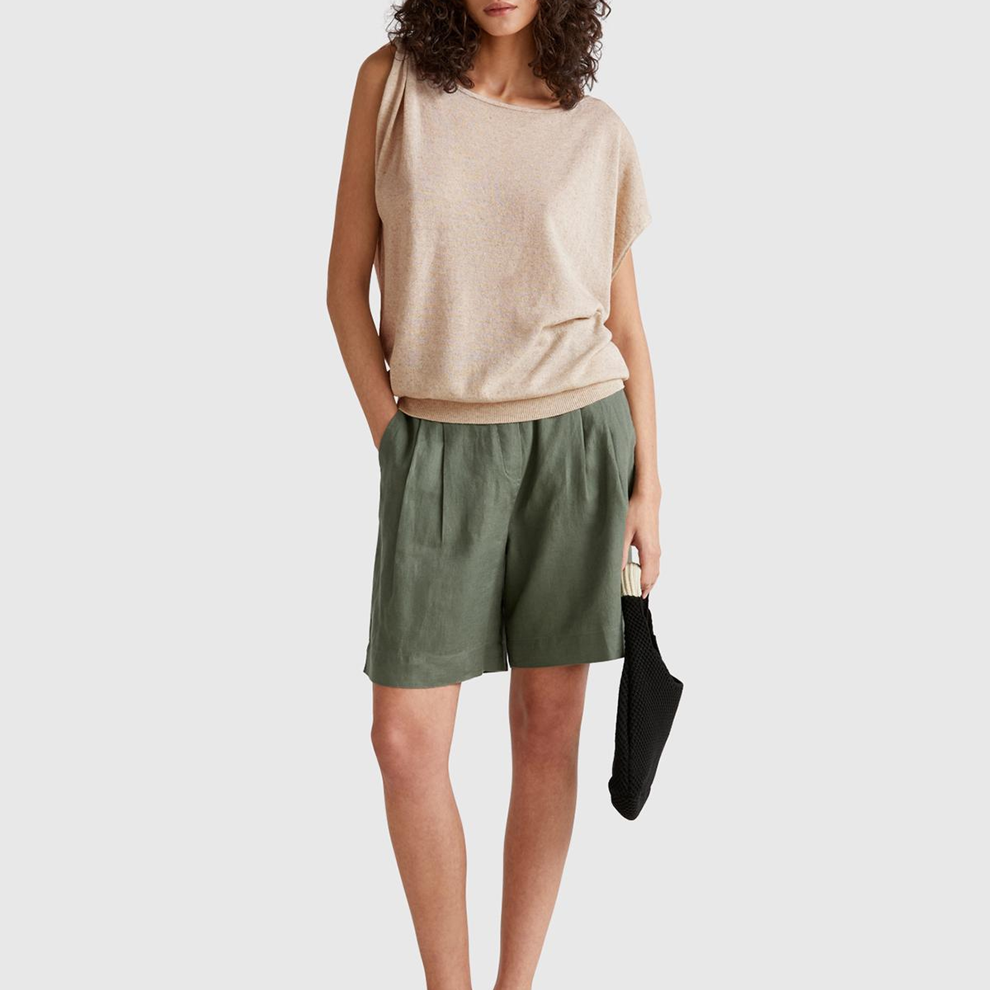 Kadın Taş Rengi Keten Karışımlı Asimetrik Kolsuz Kazak