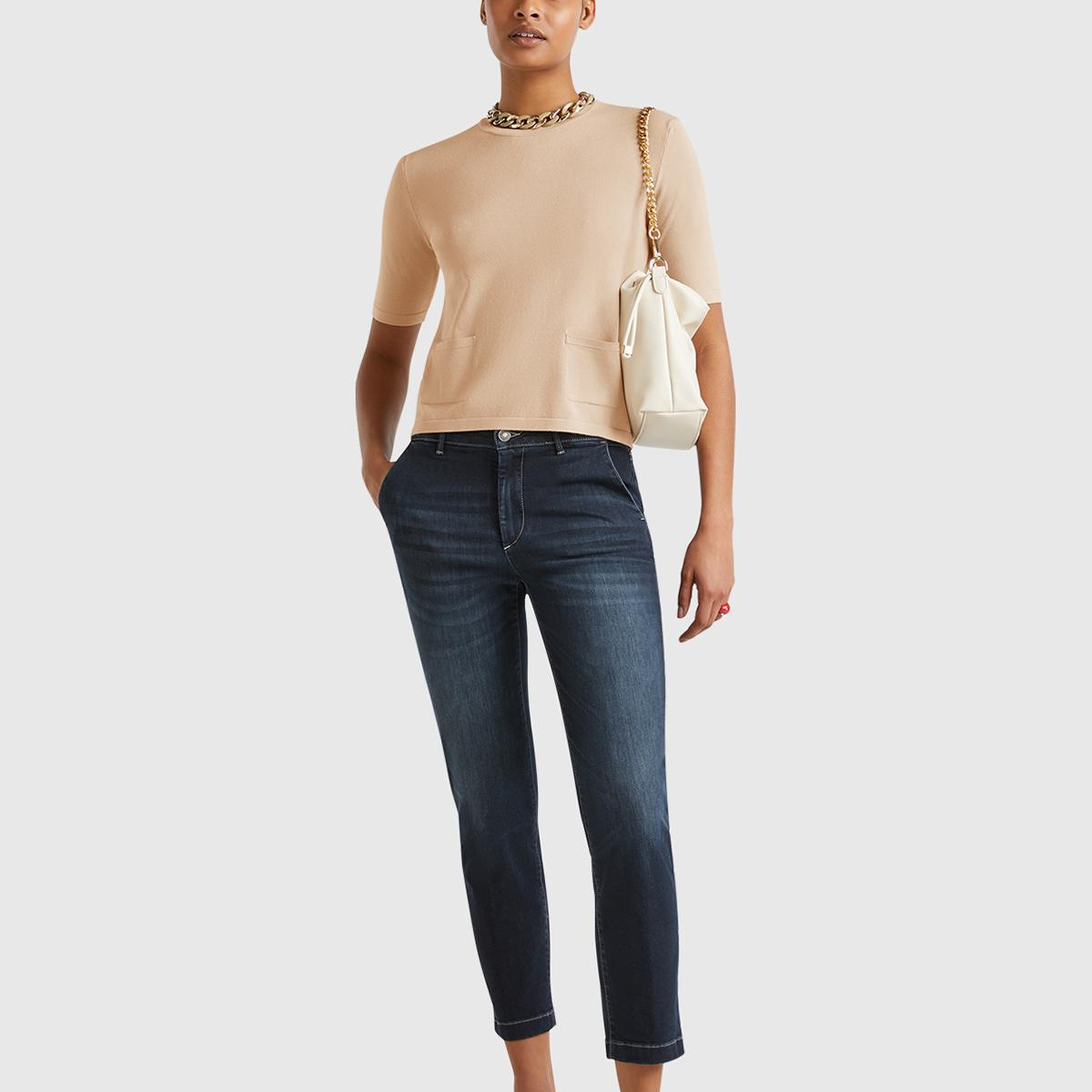 Kadın Bej Streç Kumaşlı Önü Cepli Relax Fit Bisiklet Yaka Kazak