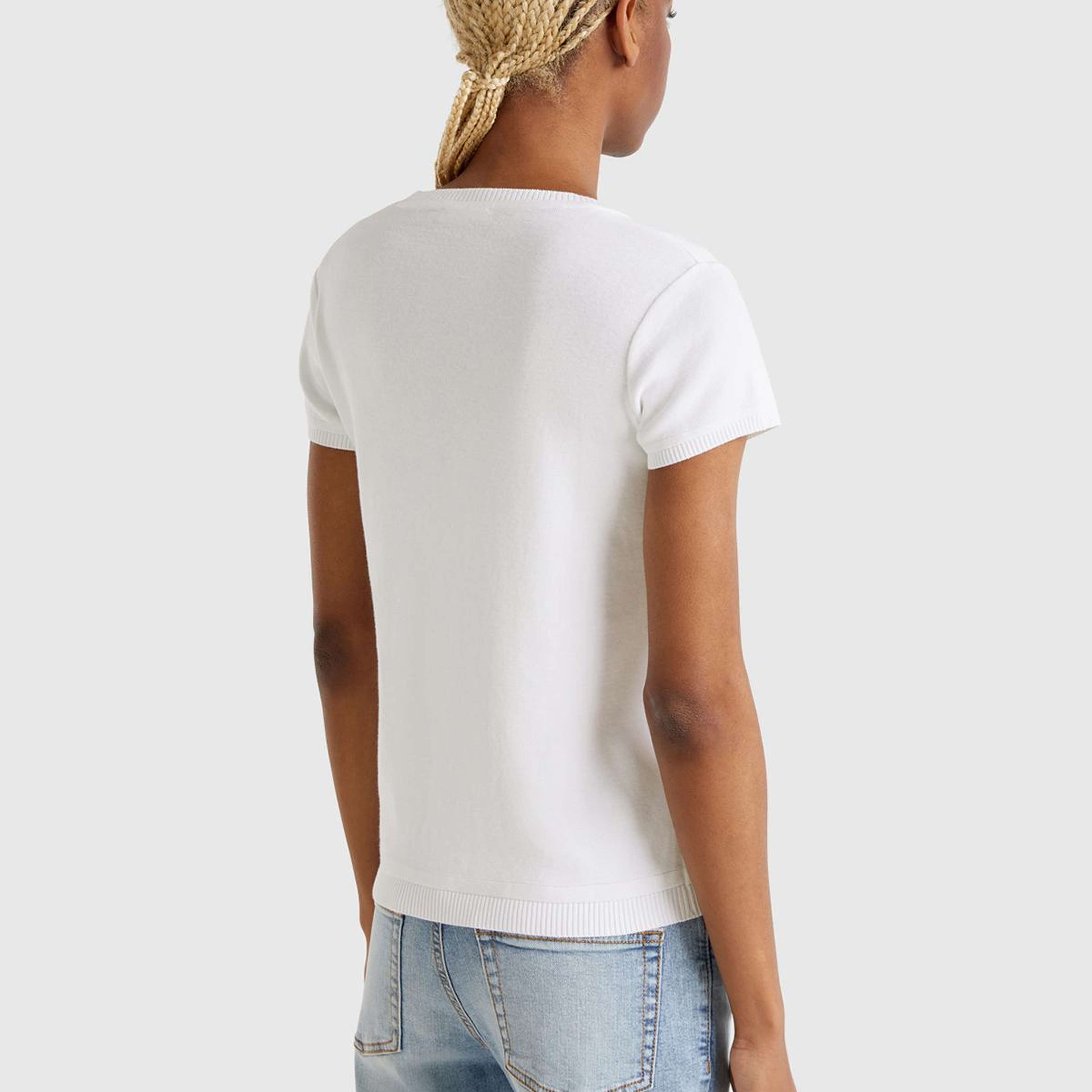 Kadın Beyaz %100 Koton Bisiklet Yaka Kısa Kollu Kazak