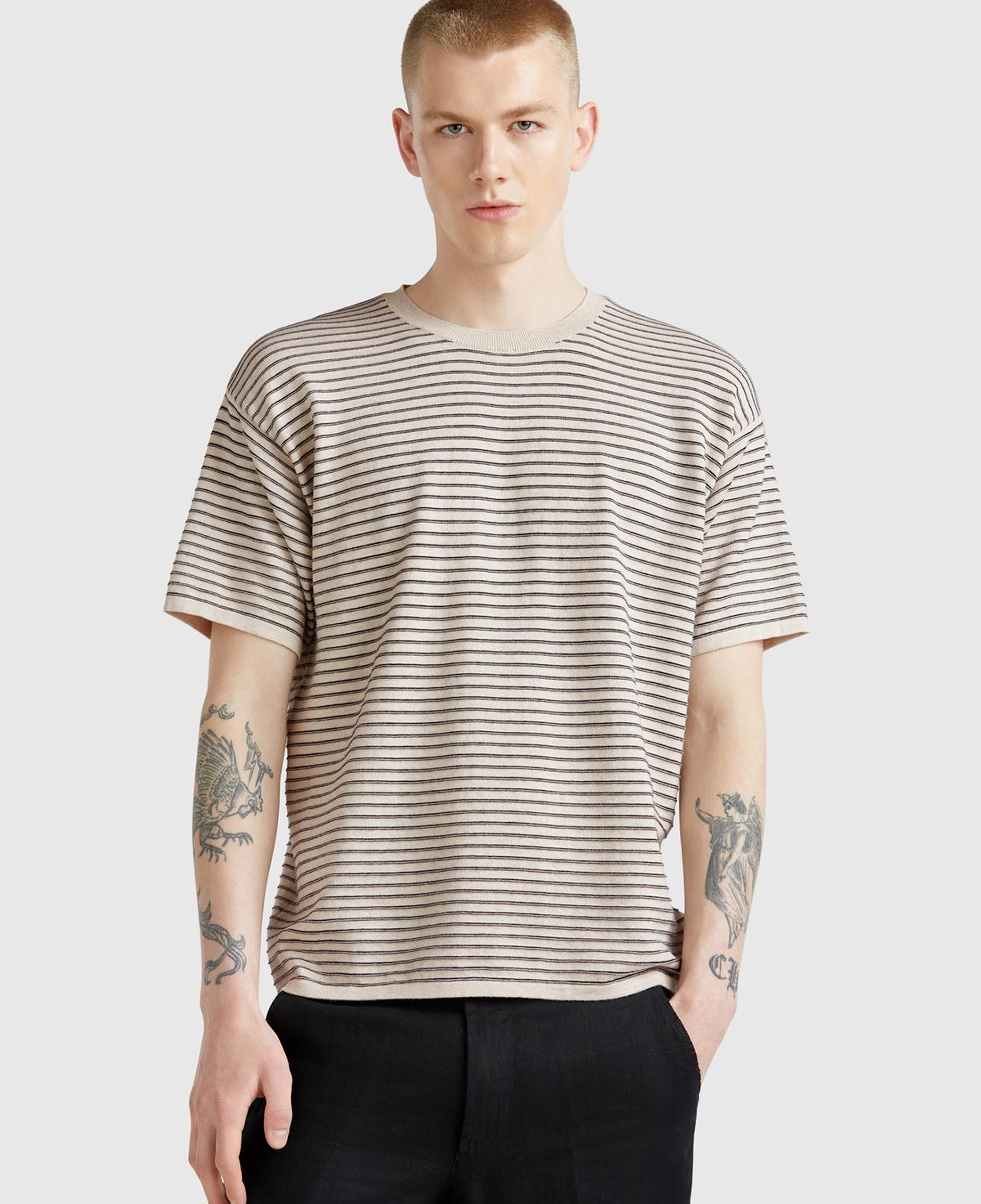 Erkek Bej %100 Koton Kısa Kollu Çizgili Rahat Kesim T-Shirt